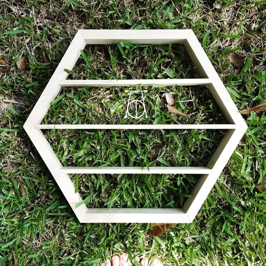 https://i.etsystatic.com/7612580/r/il/866c97/1627157826/il_fullxfull.1627157826_q0tk.jpg