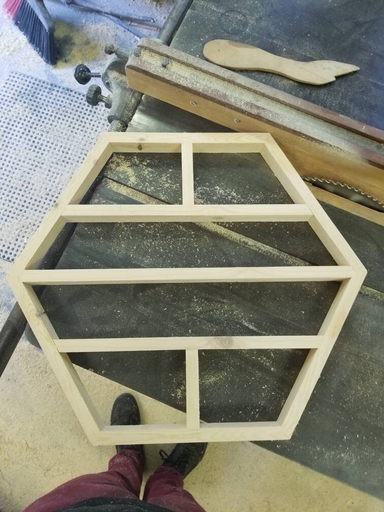 https://i.etsystatic.com/7612580/r/il/557882/1990630182/il_fullxfull.1990630182_kmh0.jpg