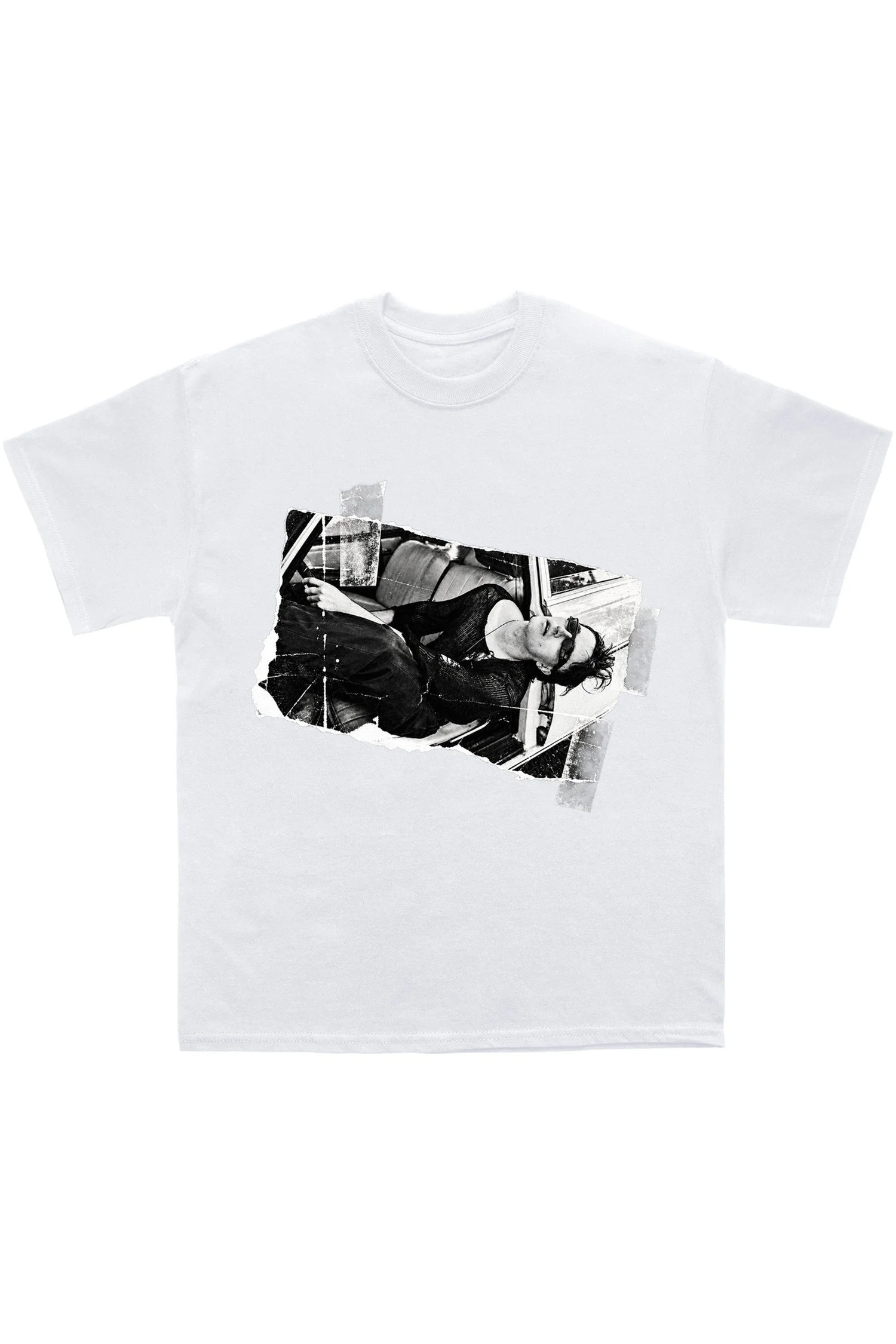 WHITE GRAPHIC 3 FRONT - FINAL 2x3 XXL.jpg