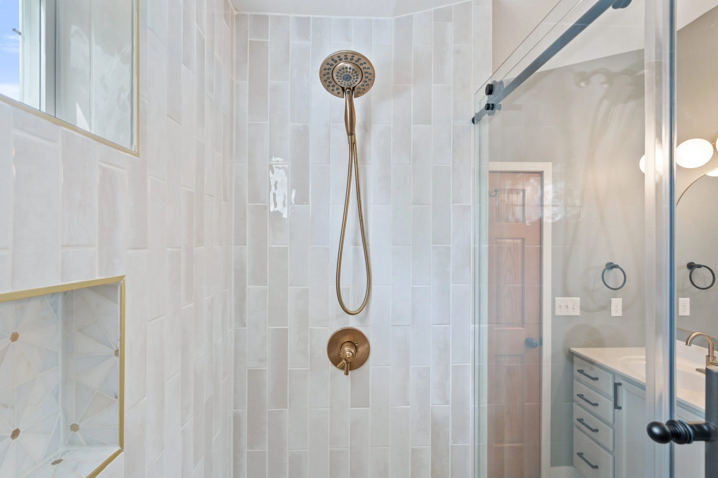 04-112_255 N Sunset Dr.jpeg