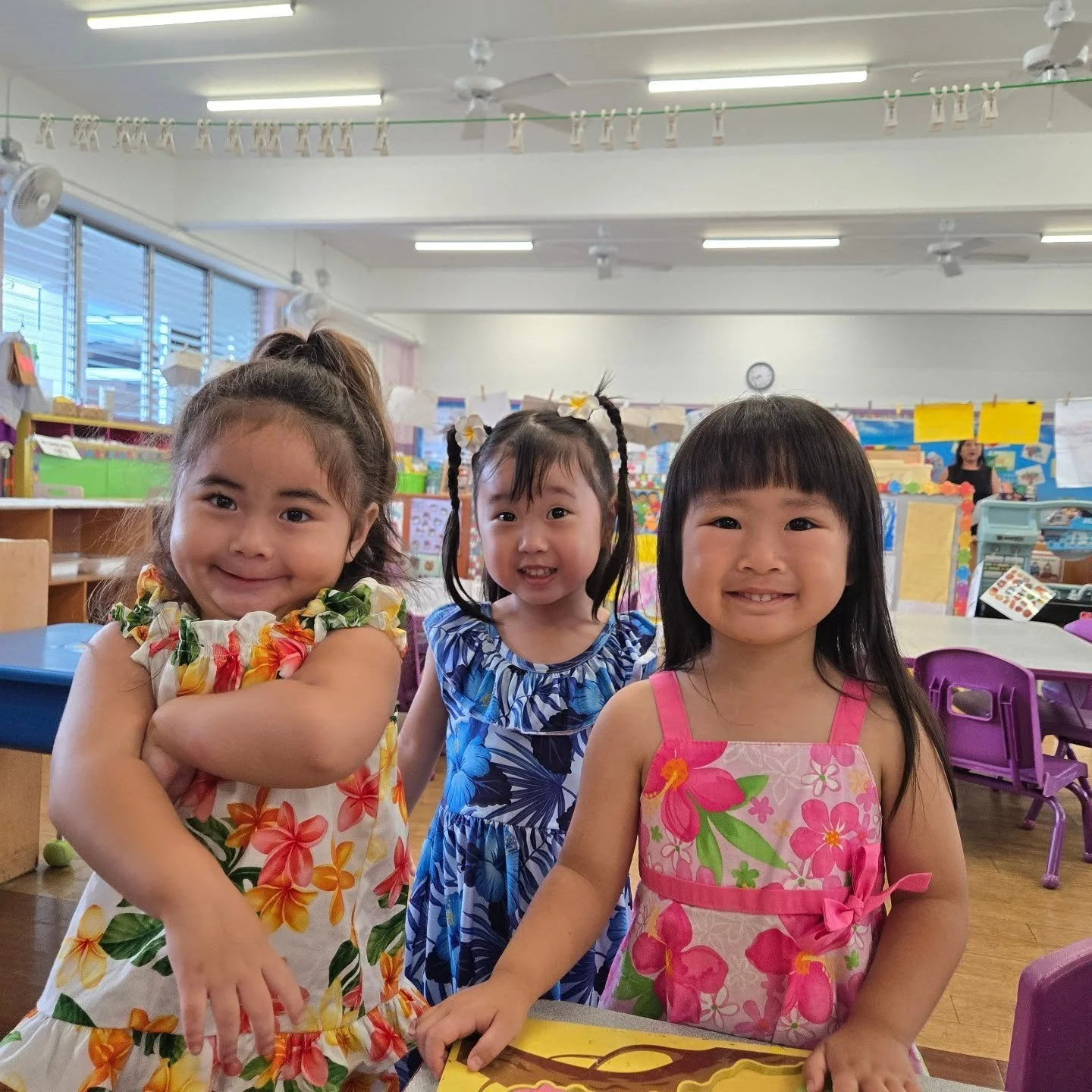 What a bright and colorful day 🌺
Happy May Day!

#MayDay2026 #LeiDay #AlohaSpirit #hawaiipreschool #lumbinipreschool