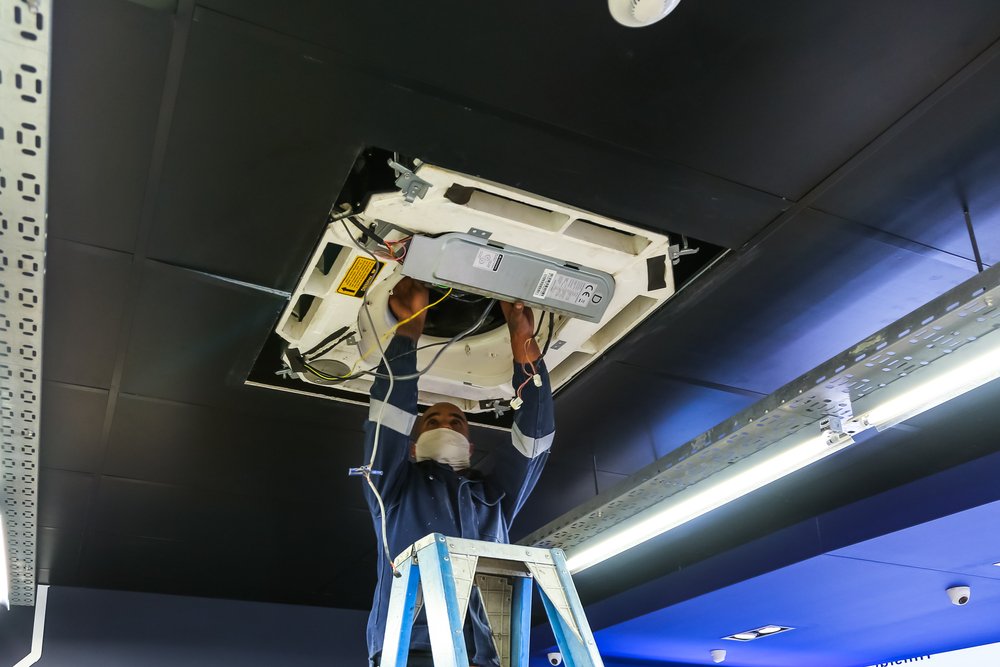 Who fixes the Aircon? 3 things a Commercial tenant must do