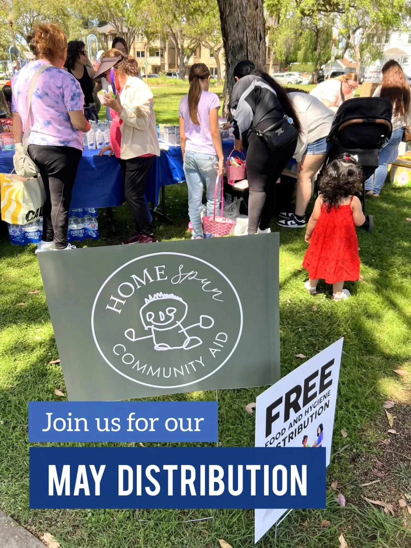 Come hang with us on Saturday!

It's going to be a fun one! We'll have hot meals courtesy of @careculturecollab_lb, cupcakes courtesy of @frostedcupcakery, locally grown fruit and tons of essentials and pantry items. 

As usual, we'll also have a kid