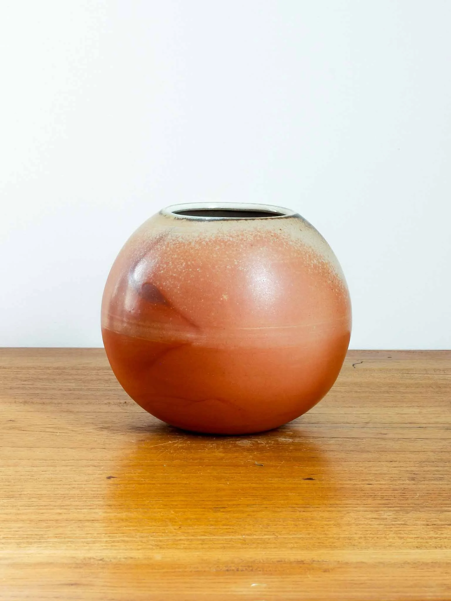 (3/4) Orb Woodfired Vase
