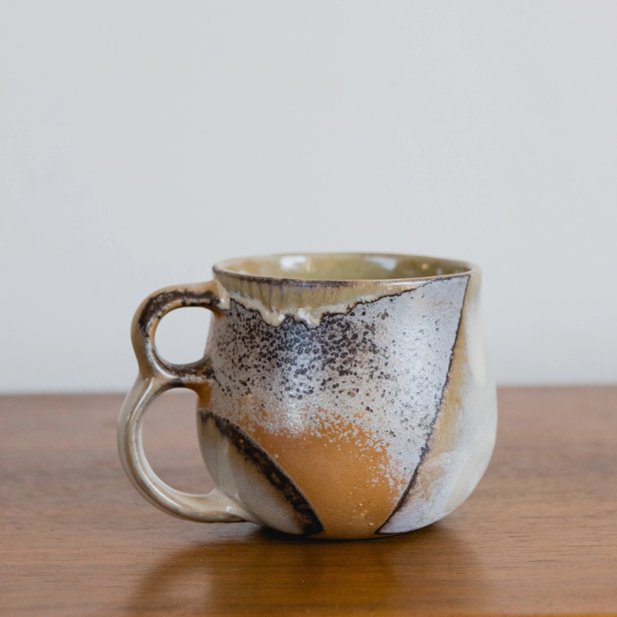 DOUBLE+HANDLE+MUGS-8974.jpg