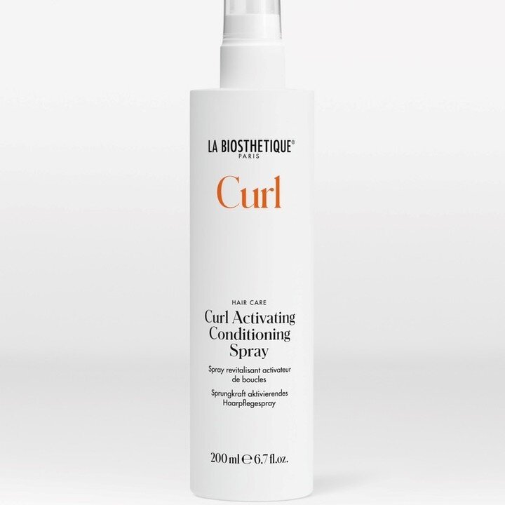 BOOST your curls with the @LaBiosthetiqueCanada NEW Curl Activating Conditioning Spray. Add life and energy to your curls while adding weightless conditioning.

#LaBiosthetiqueCanada
#labiosthetique 
#labiosthetiqueUSA 
#LaBiosthetiqueParis
#CultureO