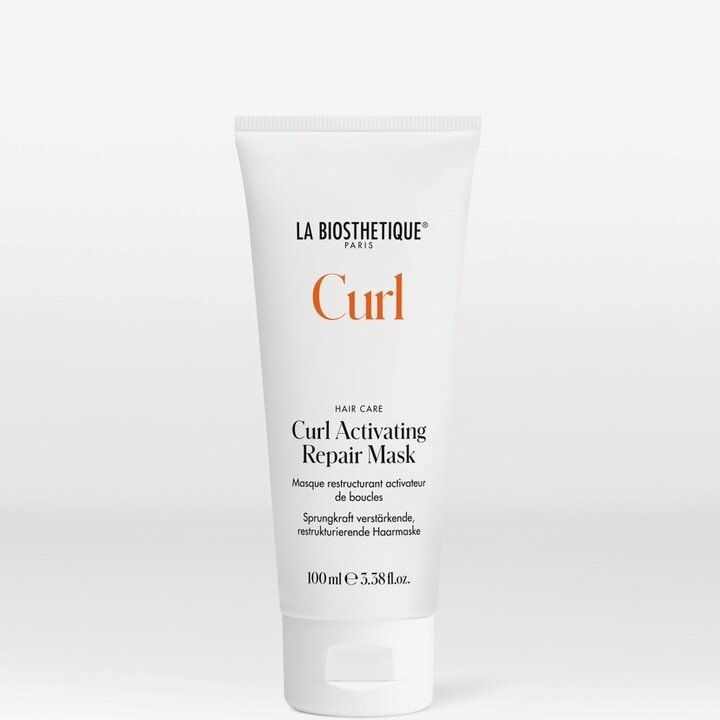 Curls feeling lifeless, brittle and dry? Well, we&rsquo;ve got you covered with the new @LaBiosthetiqueCanada Curl Activating Repair Mask 🧡 This repair treatment for restoring your curls back to life is a must for all curly hair.

#LaBiosthetiqueCan