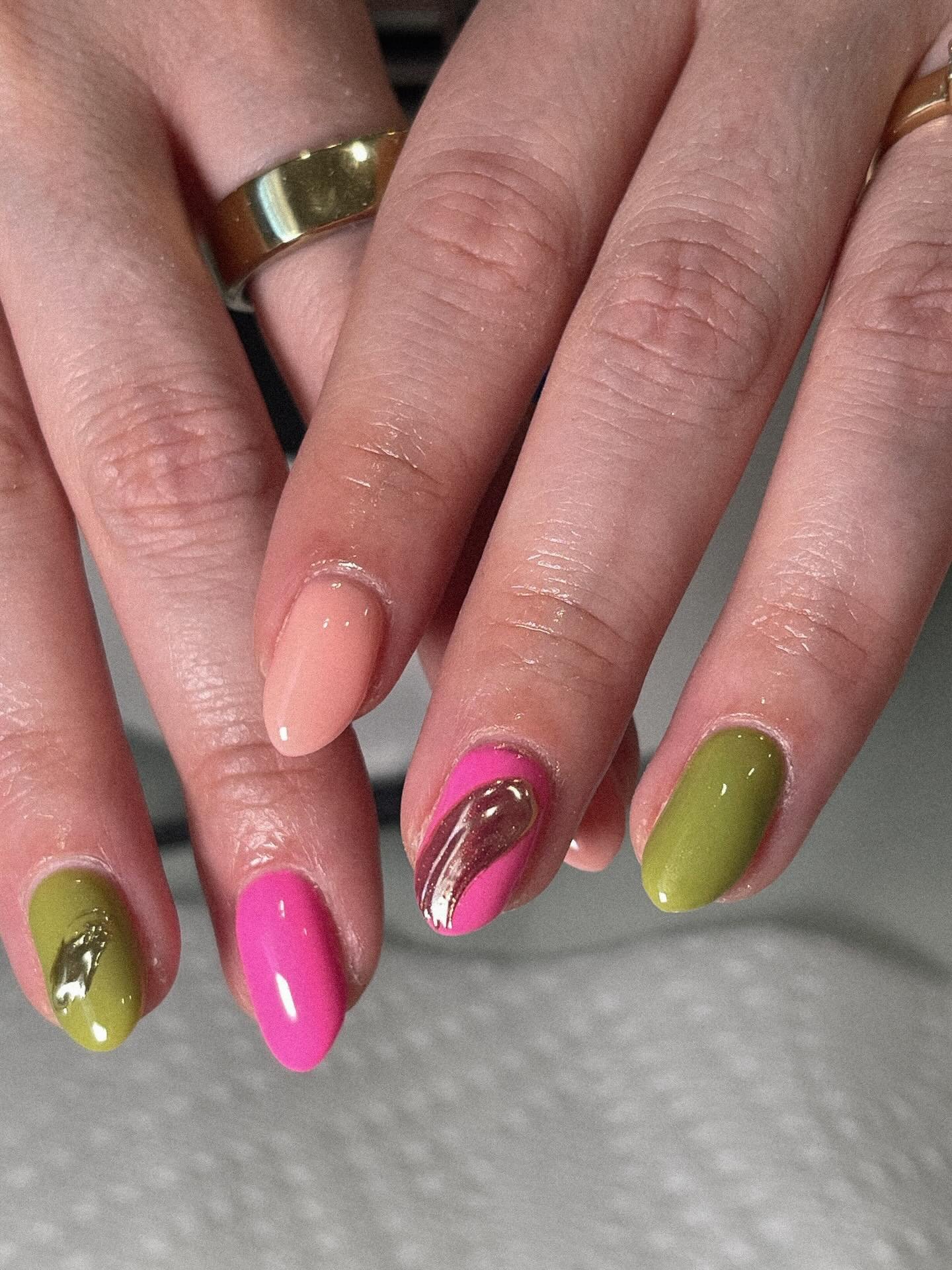 Obsessed with this set Holly did recently 🤩
It&rsquo;s so unique!!!