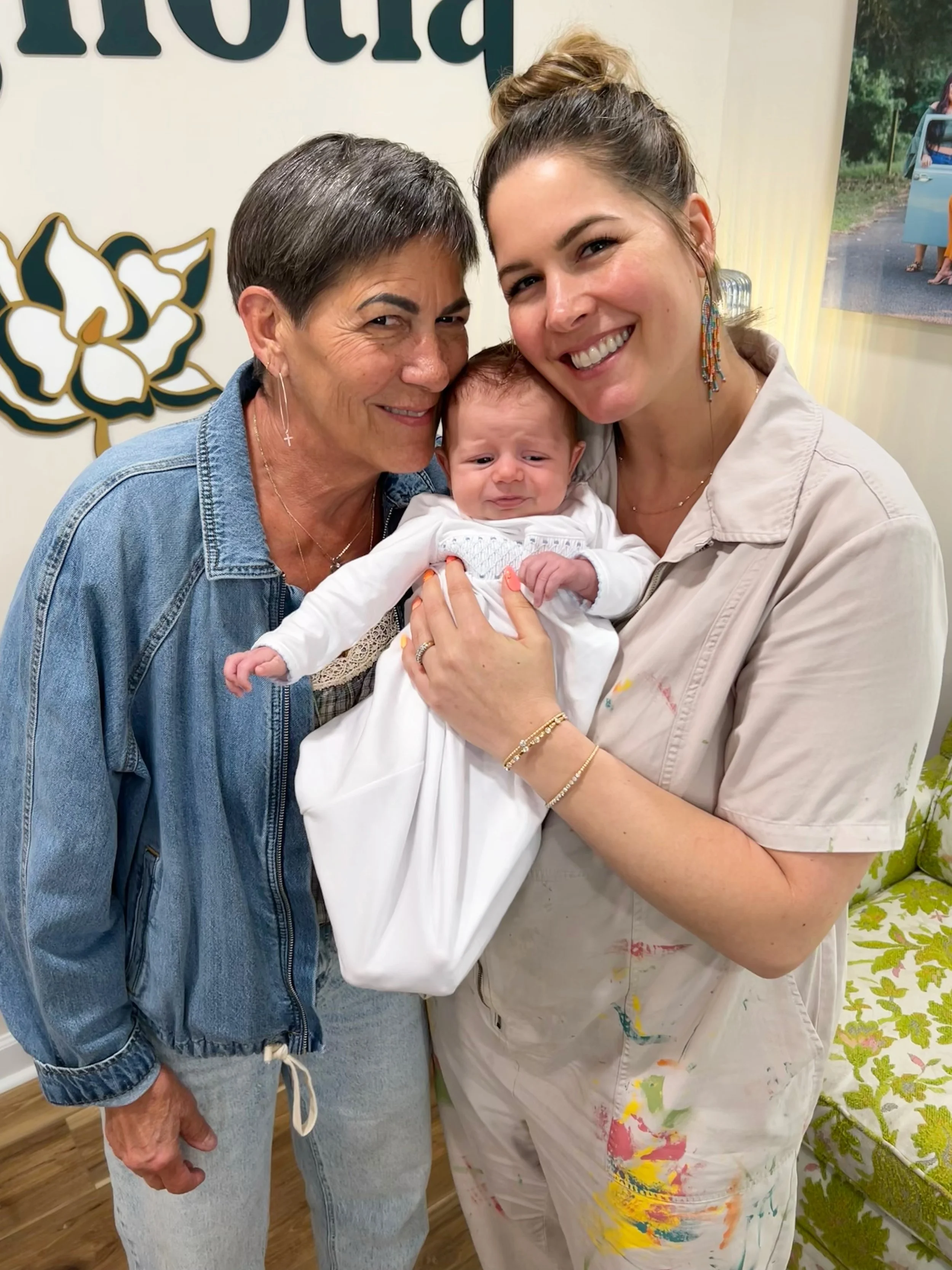 Happy Mother&rsquo;s Day to the Sugar Magnolia mamas 💐✨ Bunkie, LeeAnna, Lynsey &amp; Leah!! and to all of our wonderful clients who are moms too! 💖🫶 Moms are the best!!