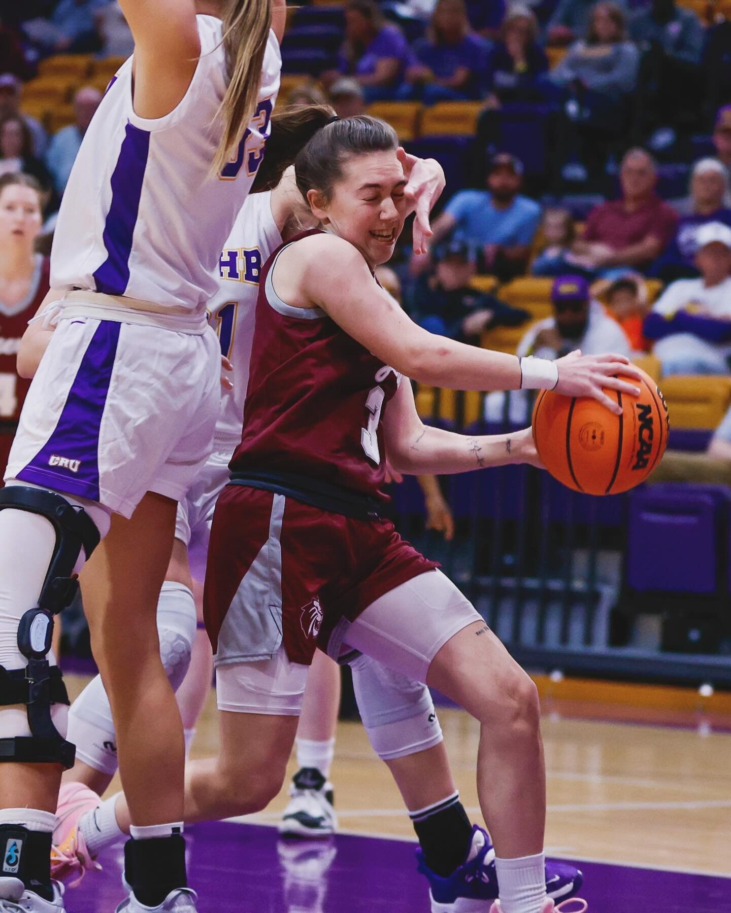 Trinity wins their first round game in the NCAA Division III Women&rsquo;s Basketball Tournament against UMHB after being down double digits in the 3rd quarter.