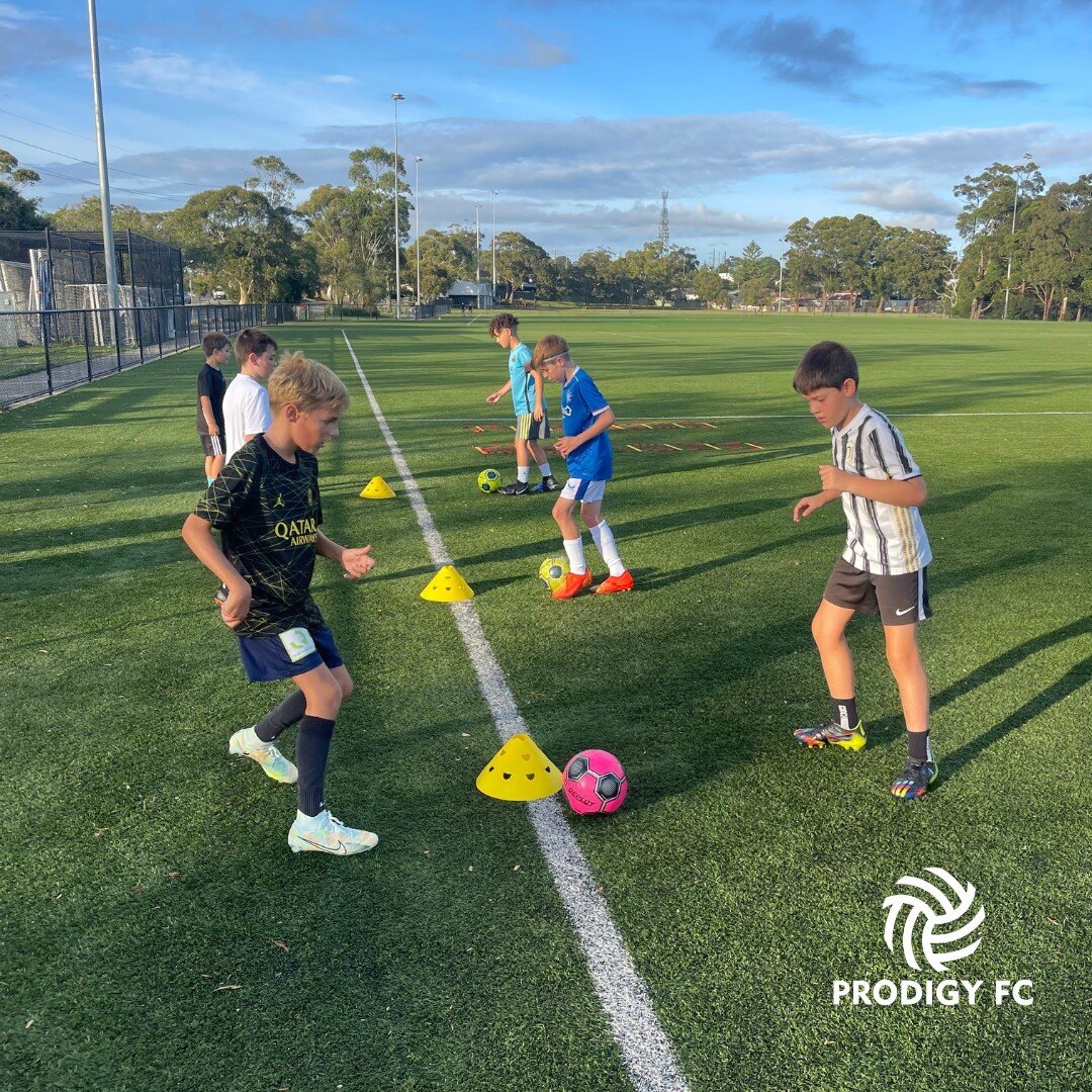 TERM 1 Advanced Group Training

For those who are early birds and don't have the flexibility during the afternoon with busy schedules Prodigy FC has an AM program which runs Monday, Tuesday and Thursday 7am

Caters for all players who are willing to 