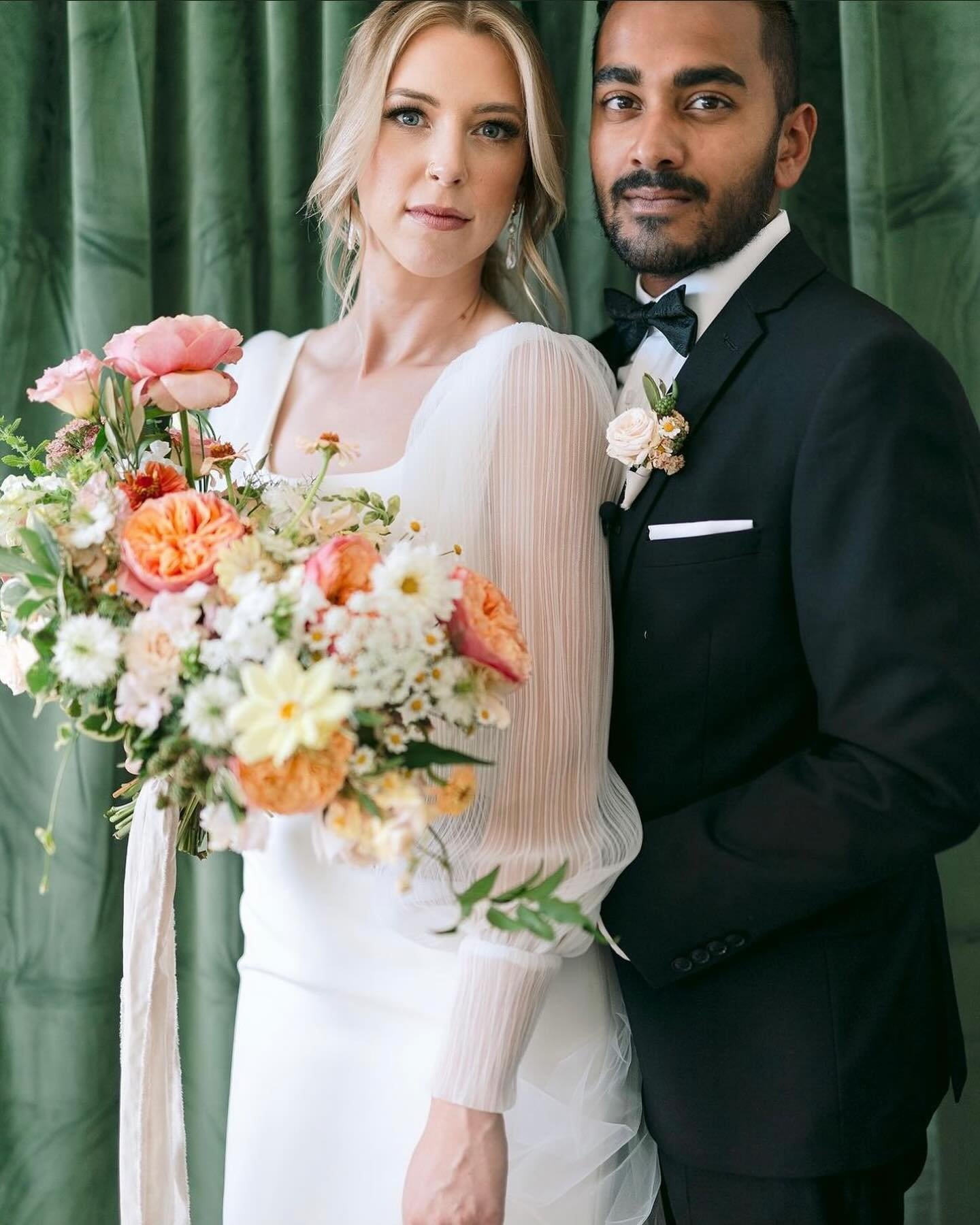 Still thinking about this bouquet! Still one of my favourites, with some of my favourite people 🤍

Wedding season is full swing, and I am excited for all the exciting things to come! Stay tuned 👀