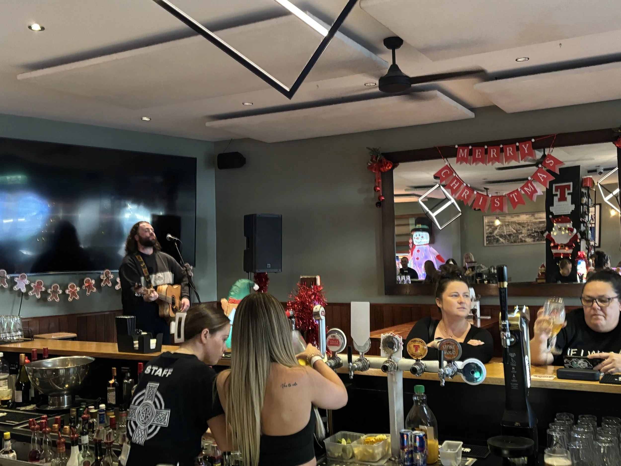 Tap beers at The Cross in St Kilda