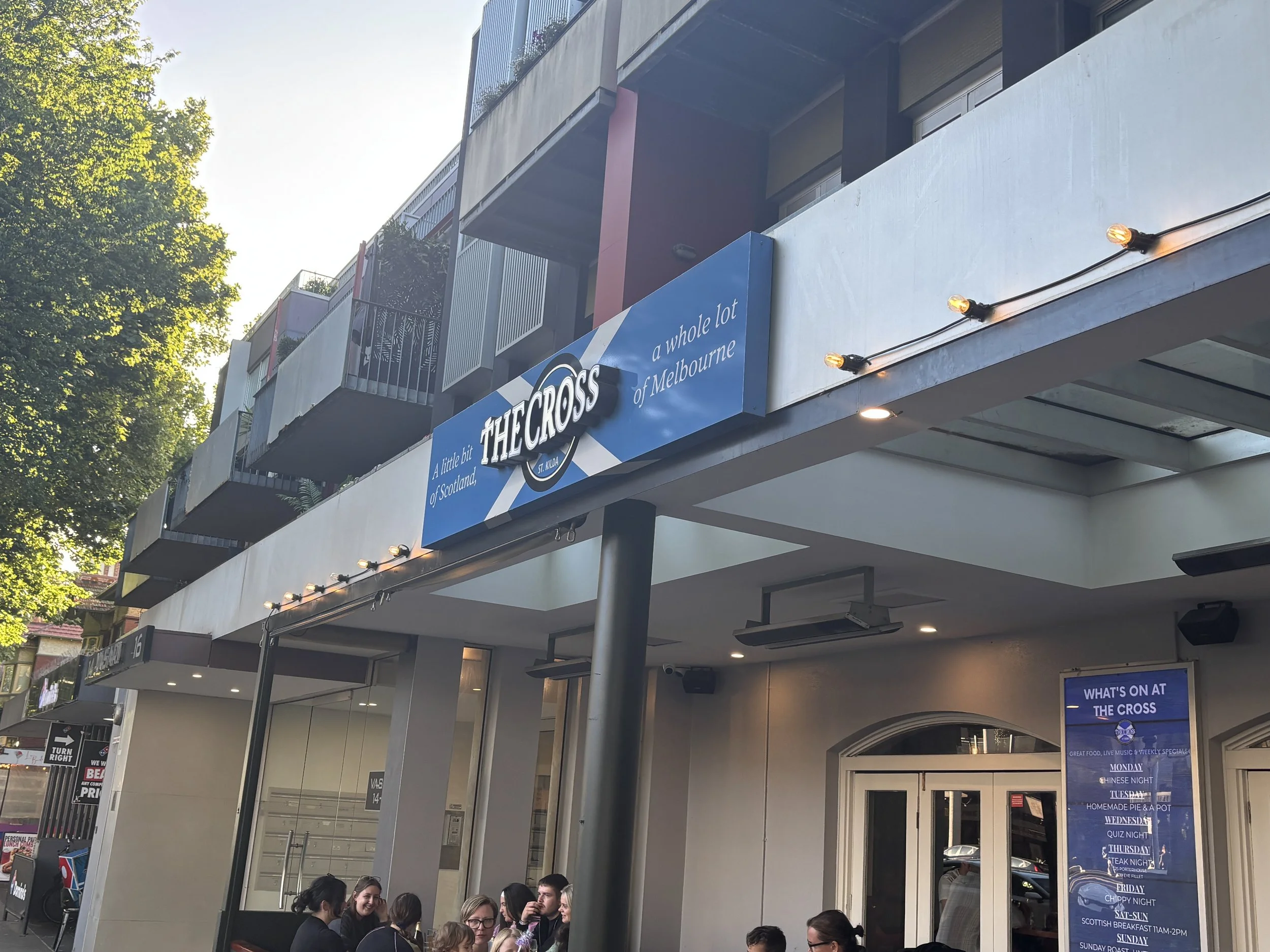The Cross, Scottish pub in St Kilda, Melbourne