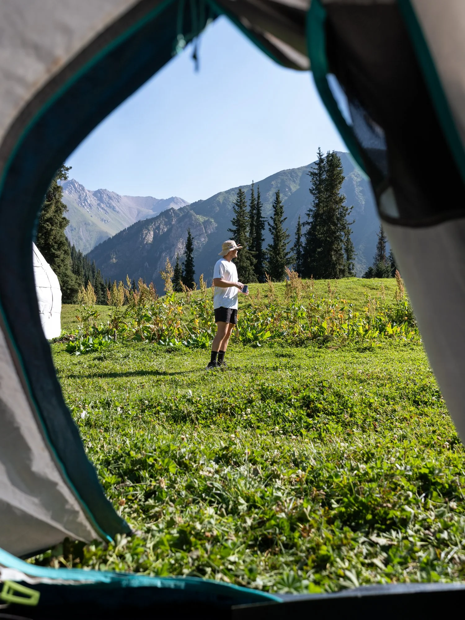 Descent from Ala-Kul Lake