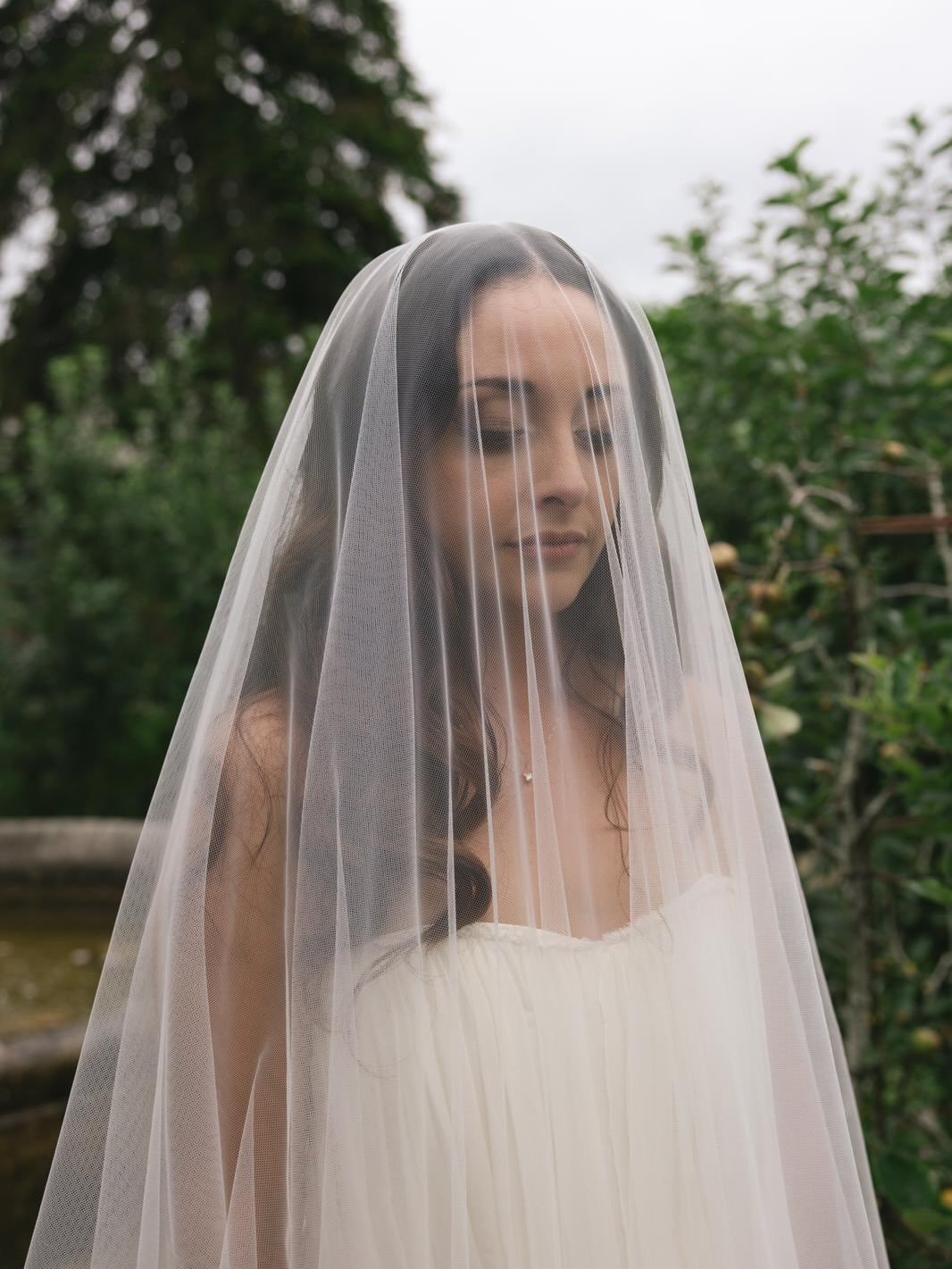 Flawless wedding at Domaine de Gaztelur with the best team 

Planning &amp; Styling @beyondthepines_weddings
Venue &amp; Catering @gaztelurarcangues @oliviergranet
Floral design @gaztelurarcangues @2013mar
Photographer @surfragette_studio_love
HMUA @