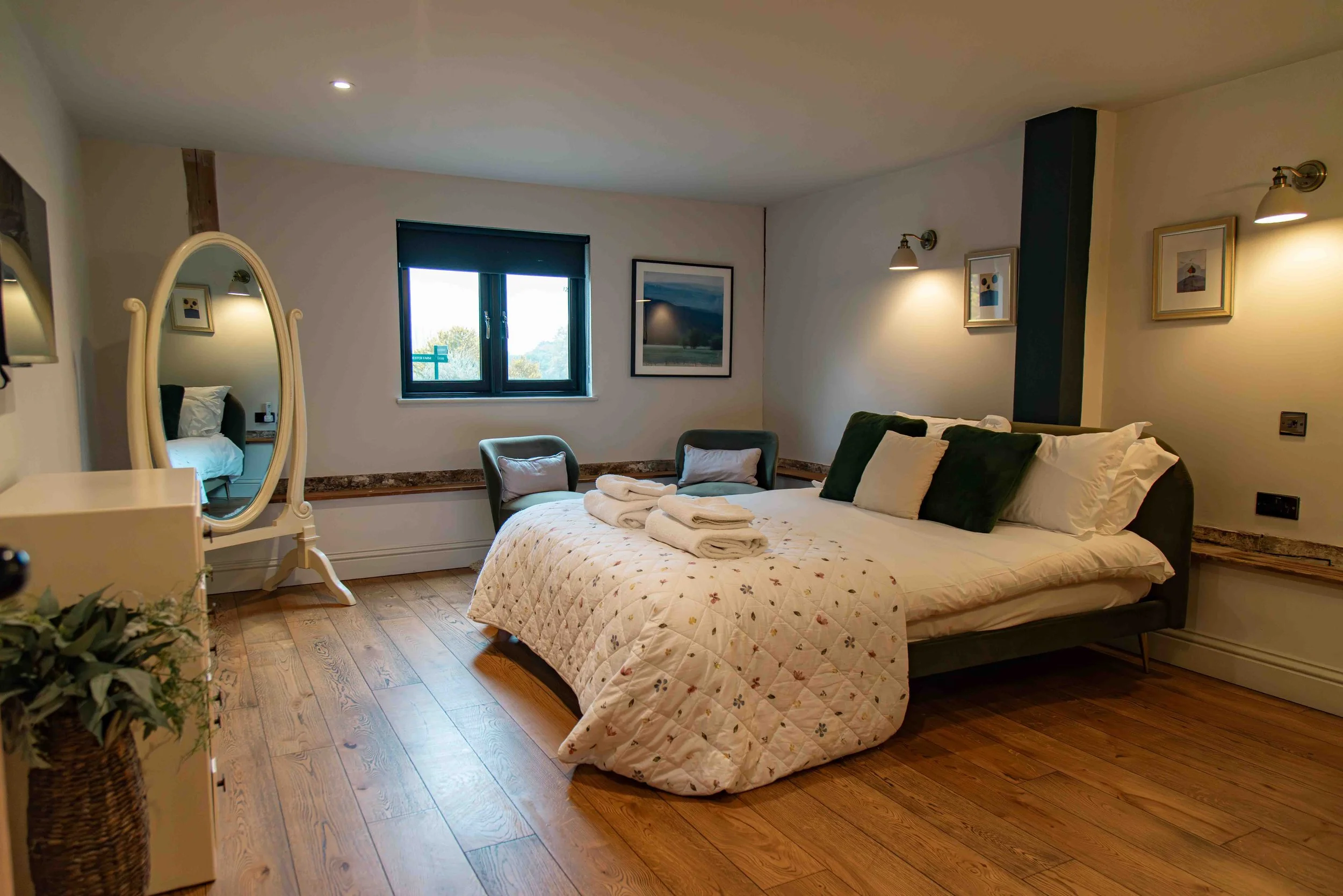 Barn-house-Master-bedroom