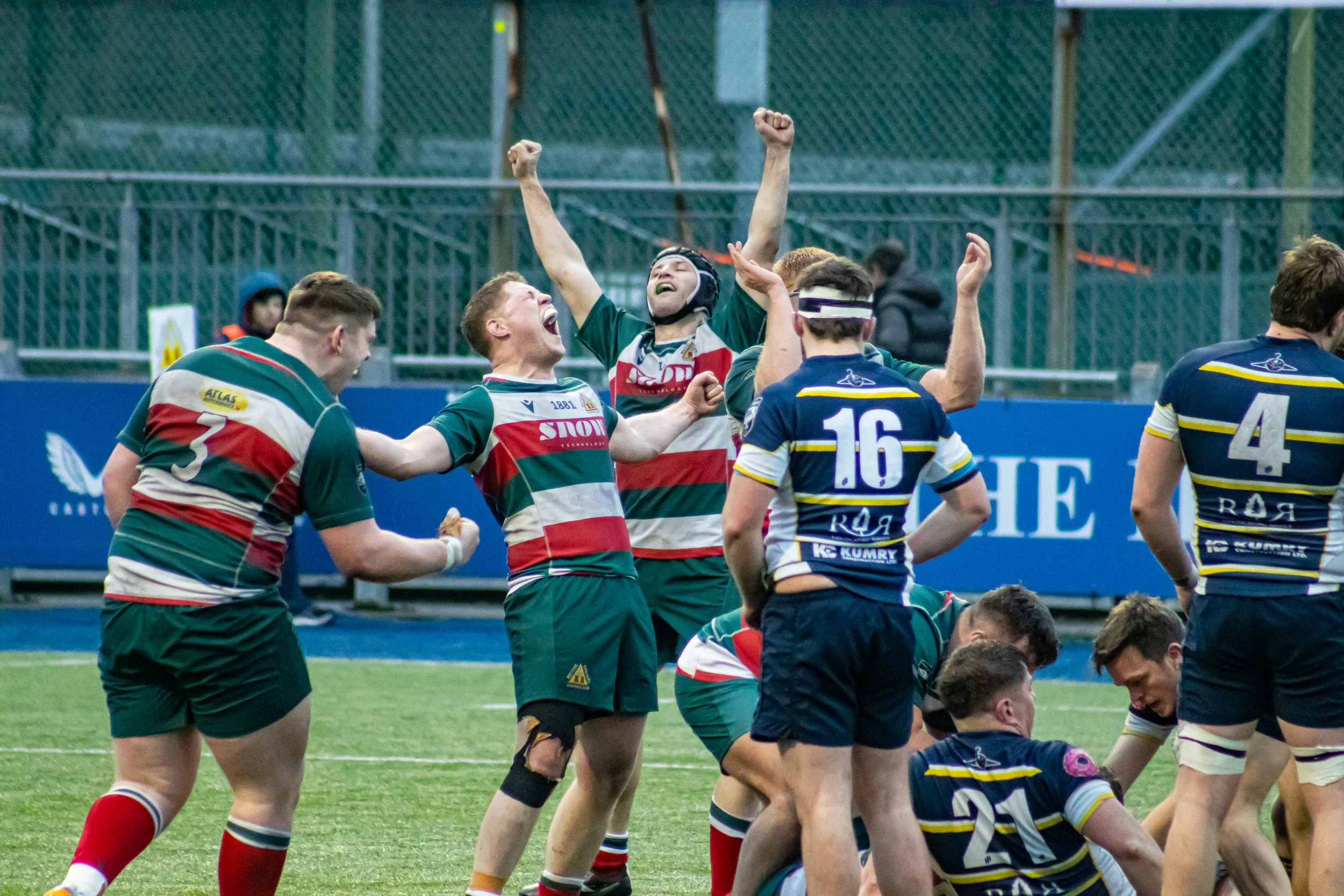 Late Drama as Bective Hold Their Nerve to Edge Dolphin in Donnybrook Thriller &nbsp;