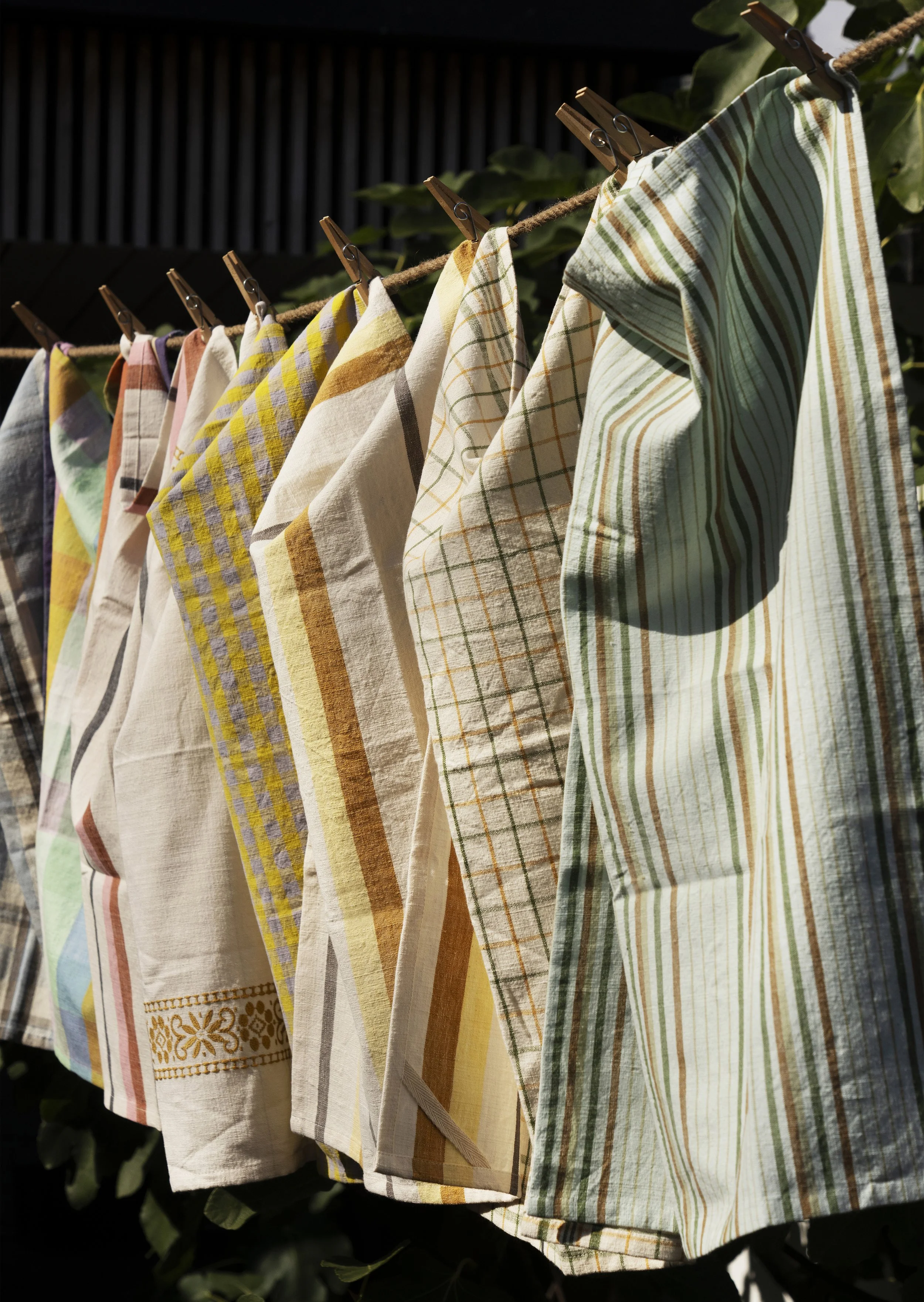 Striped kitchen towel mint 2.jpg