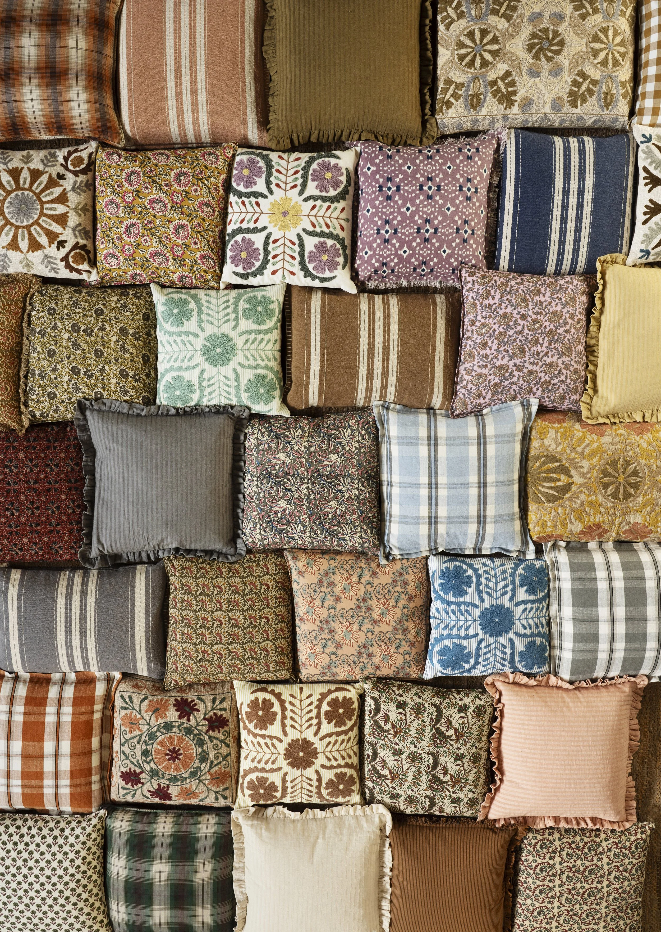 painted cushion cover 2.jpg