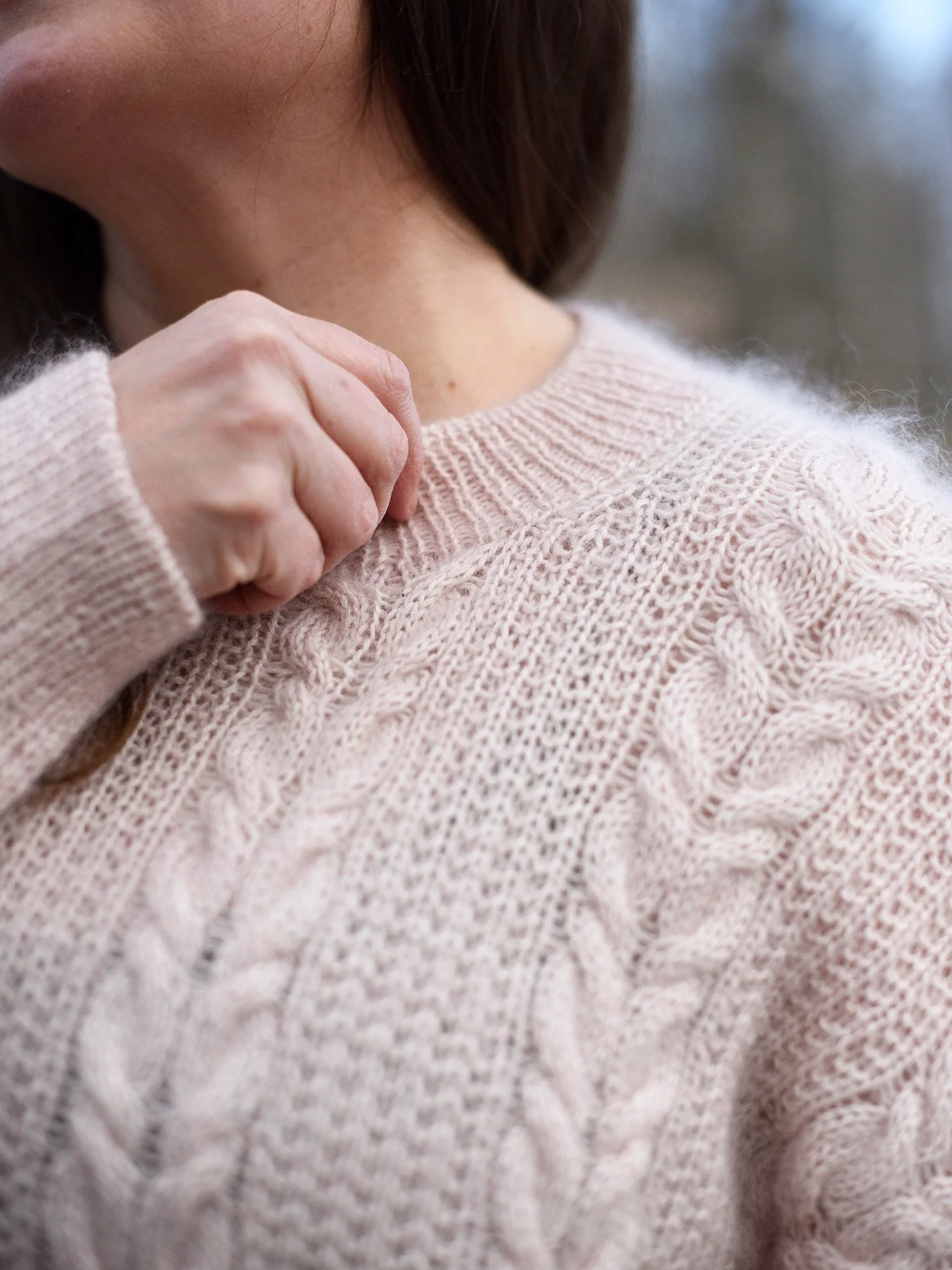 Pehmis Sweater one more time🍦

And a little reminder that today is your last chance to enjoy the sale! Use code PEHMIS for a 15% off on the pattern today in my Ravelry store or website! Links in bio!🍦

I, on the other hand, am trying my best to get