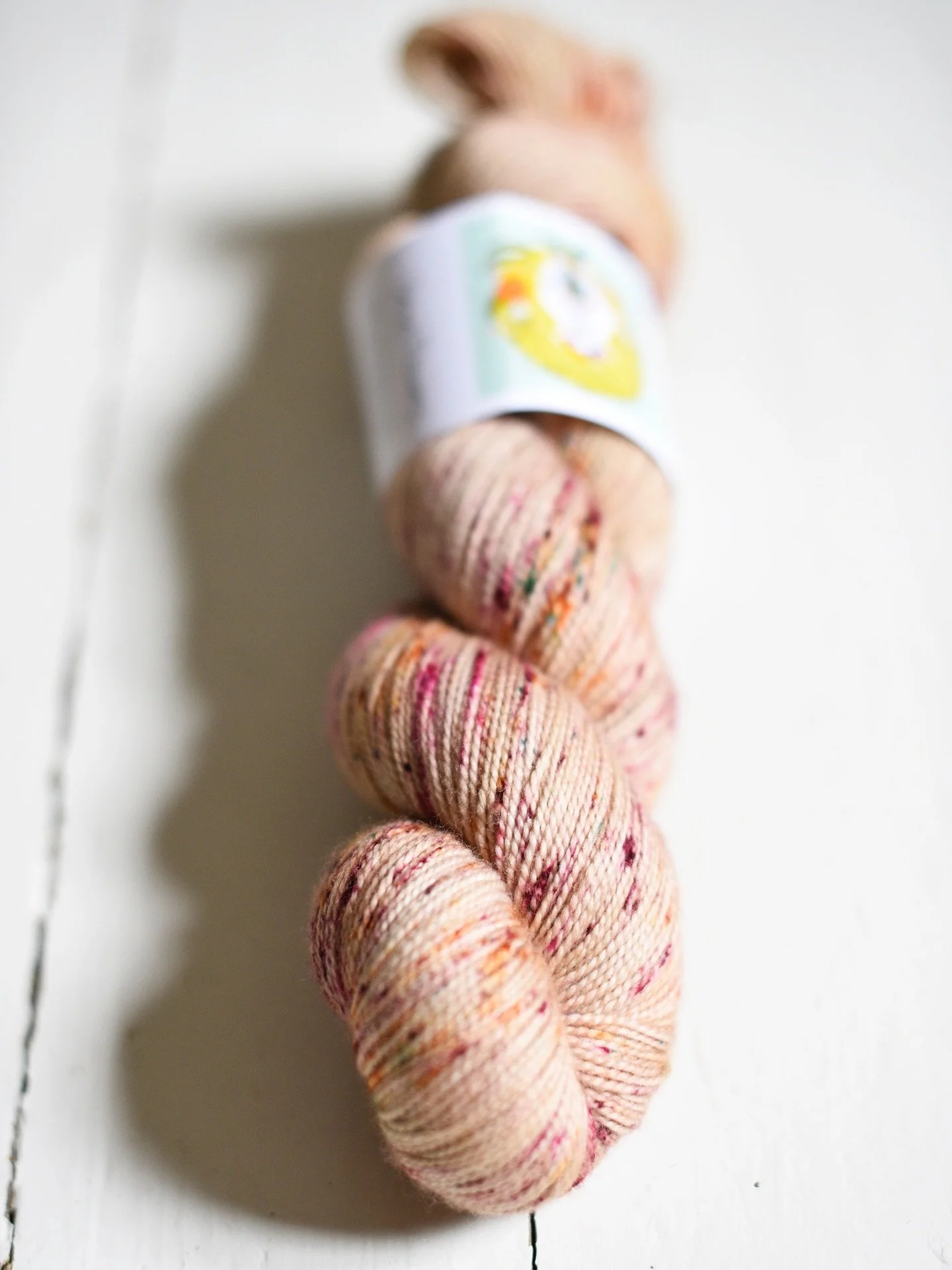 Summer Socks 🧦 

Did I cast on a new pair of socks!? Oh yes I did! With the most beautiful skein from @cosyposyyarnco 😻 Check out the second pic to see my beautiful beginning!

I&rsquo;m planning on making these my ultimate summer dream socks, wher