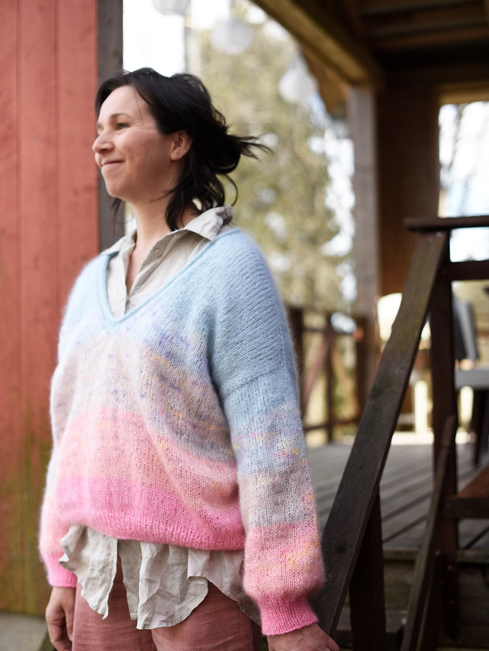 Aura Sweater ✨

It&rsquo;s time to celebrate because this beautiful Aura Sweater pattern was just released on my website and Ravelry store 🤩

The sweater is all about the simple shape and the fun fade of colors. It is also the ultimate stash buster,