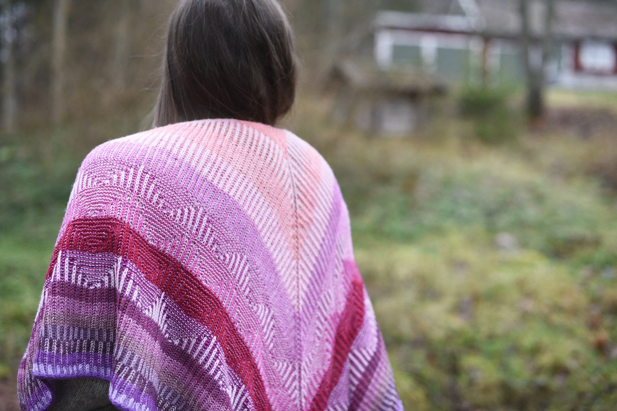 Fleur Shawl 10.jpg