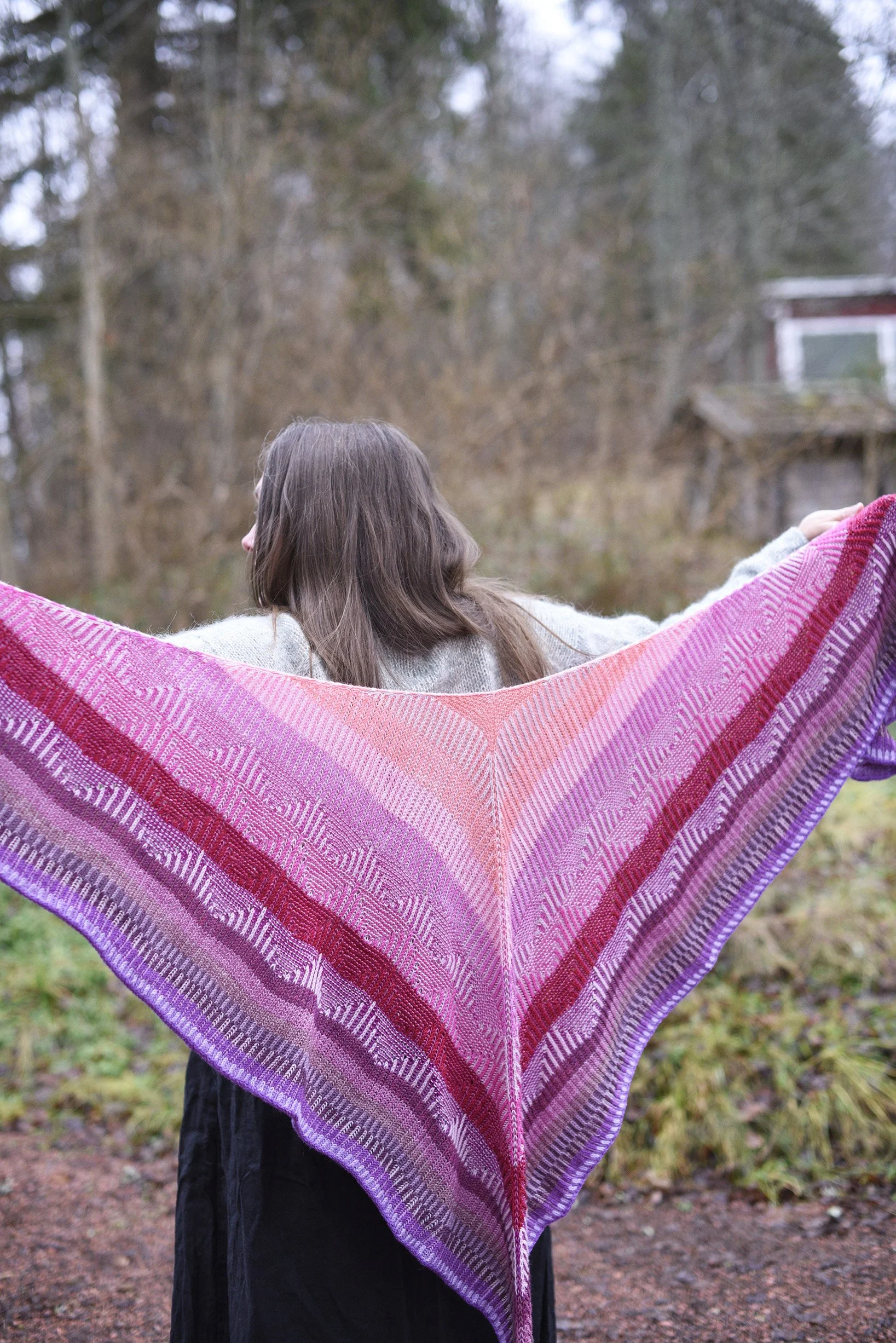 Fleur Shawl 9.jpg