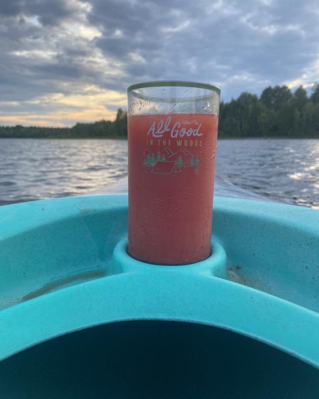 Beautiful night for a paddle 🛶