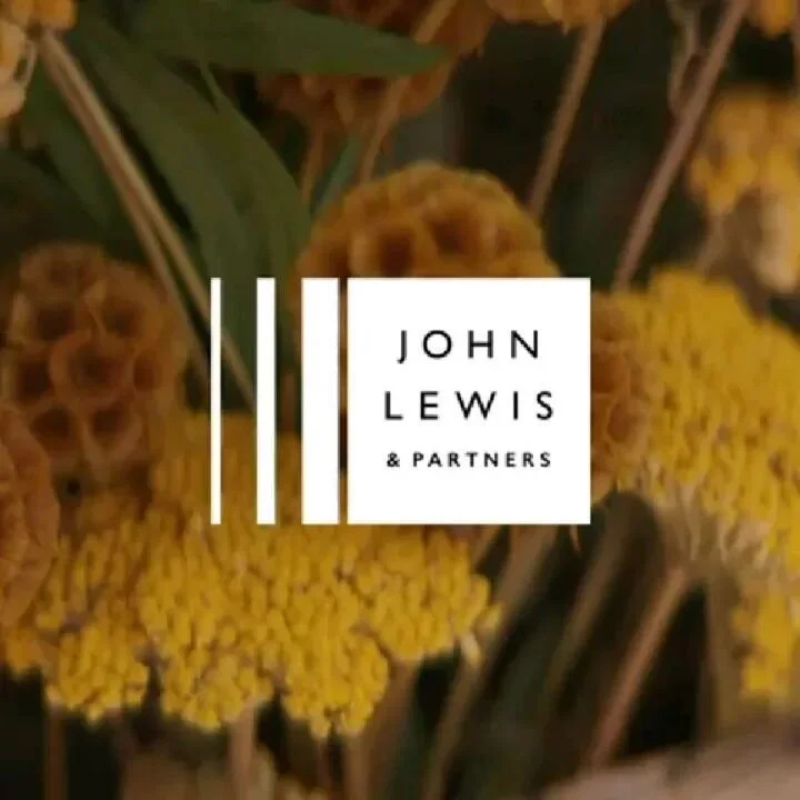 New Work with one of my favourite families of all time.
@barbour campaign for @johnlewis 
with @jbgill and @mrschloegill and 2 extra special guests.
Swipe for family goals.
All glam by me using
@burtsbeesuk
@racoonintl
@illamasqua
@moroccanoil_uk