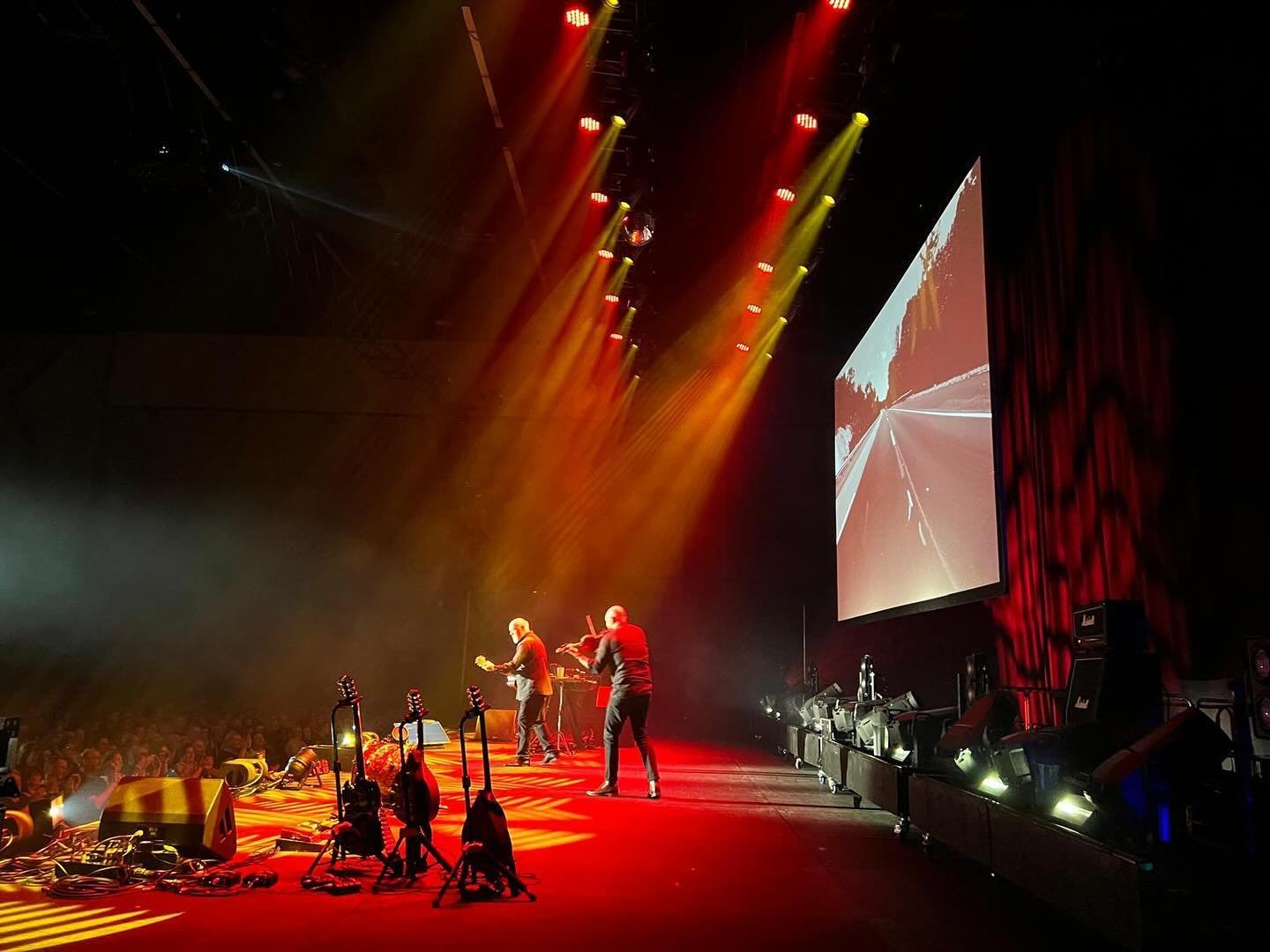 In full flow last night in Adelaide with the brilliant @julianferraretto ! Thanks Julian what a great night , and thanks to to the fantastic crowd also !