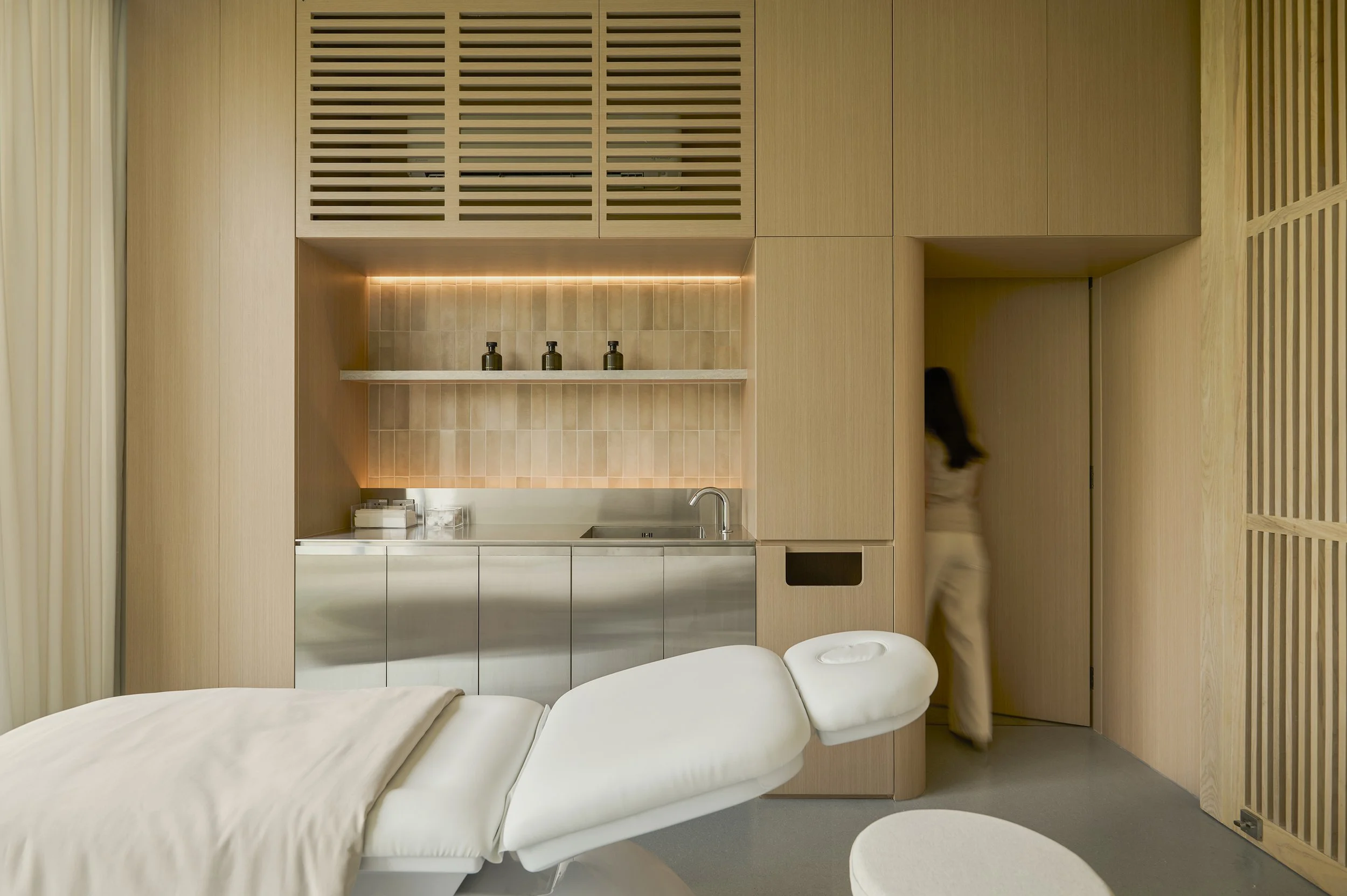 MITI clinic Bangkok laser skin wellness