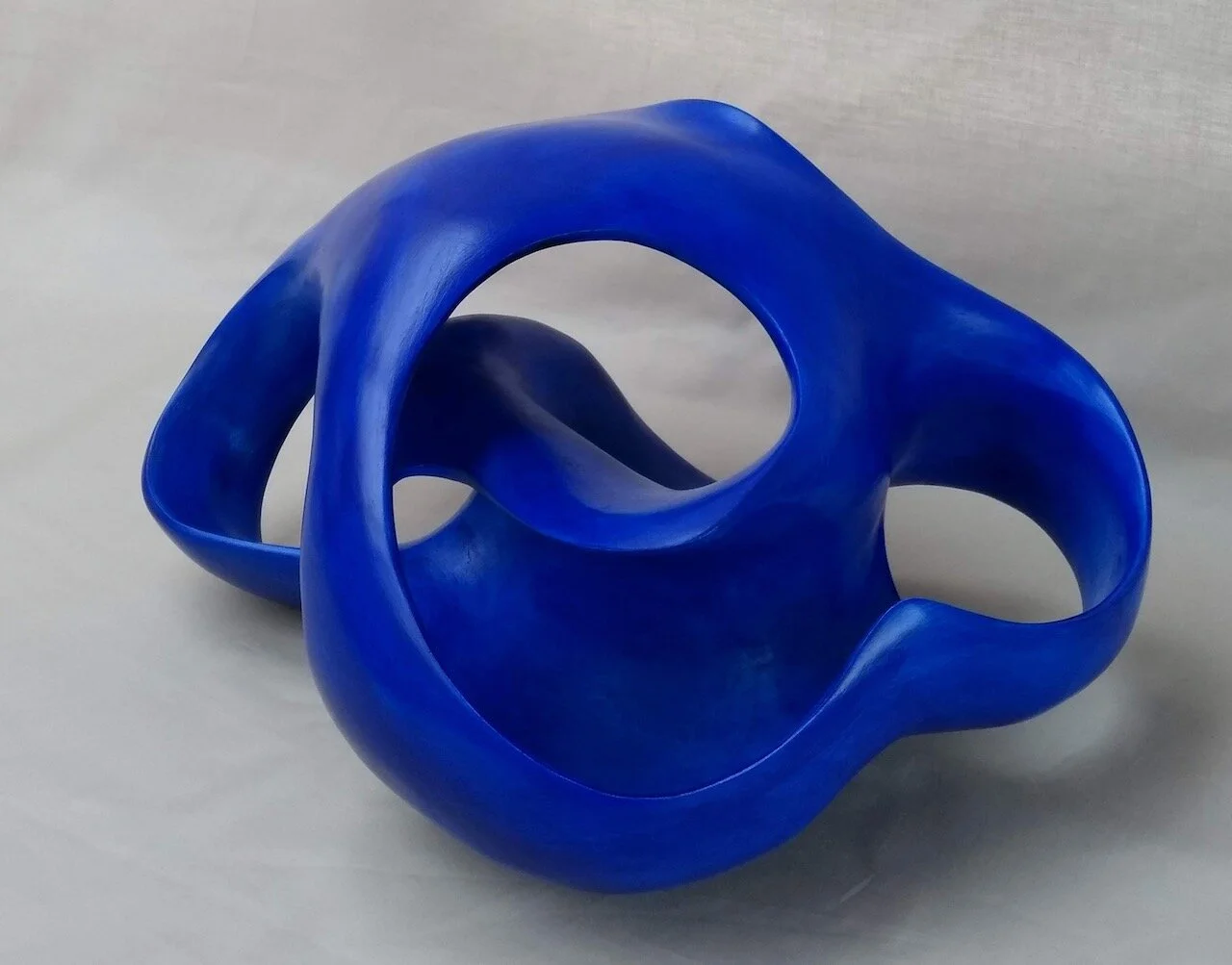 Blue : £965 : 52 x 39 x 25 cm
( Fired clay, acrylic paint )