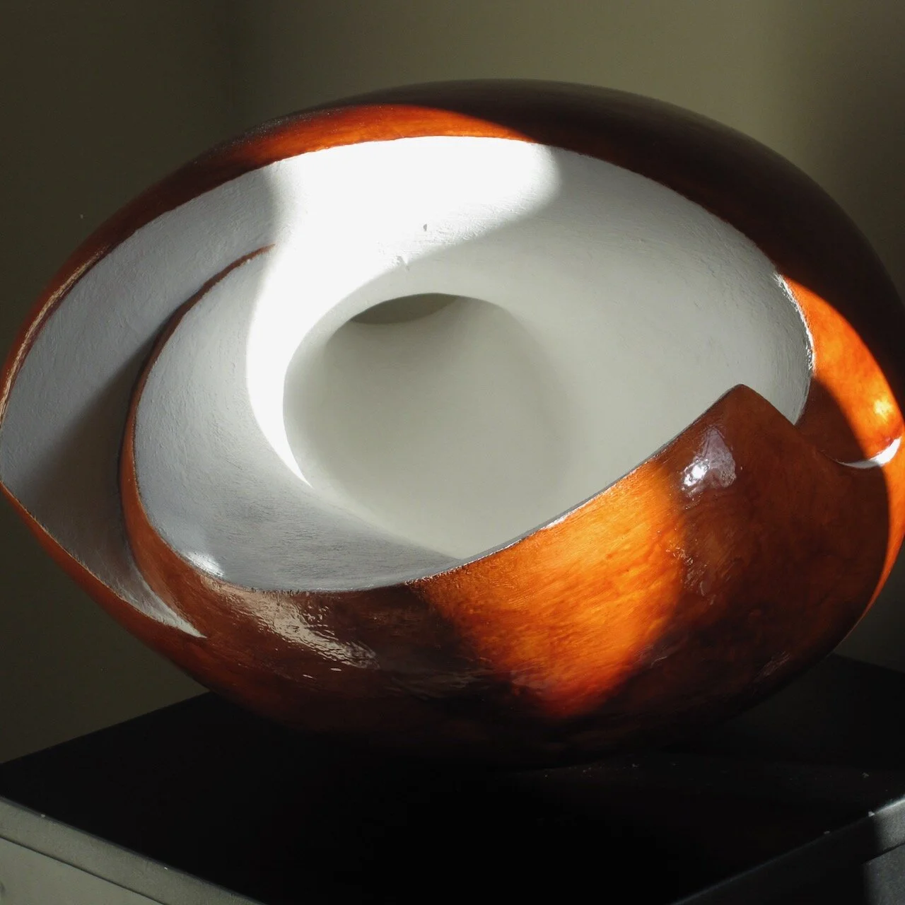 Acceptance : £885 : 25 x 40 x 35 cm
- Plaster, gesso, shellac - edition of 8
