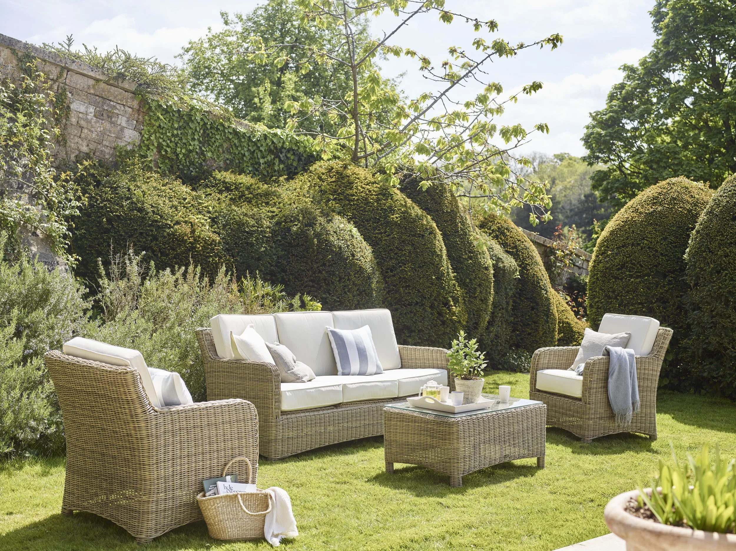 Large-COMPTON_SOFA_SET_L_017.jpg