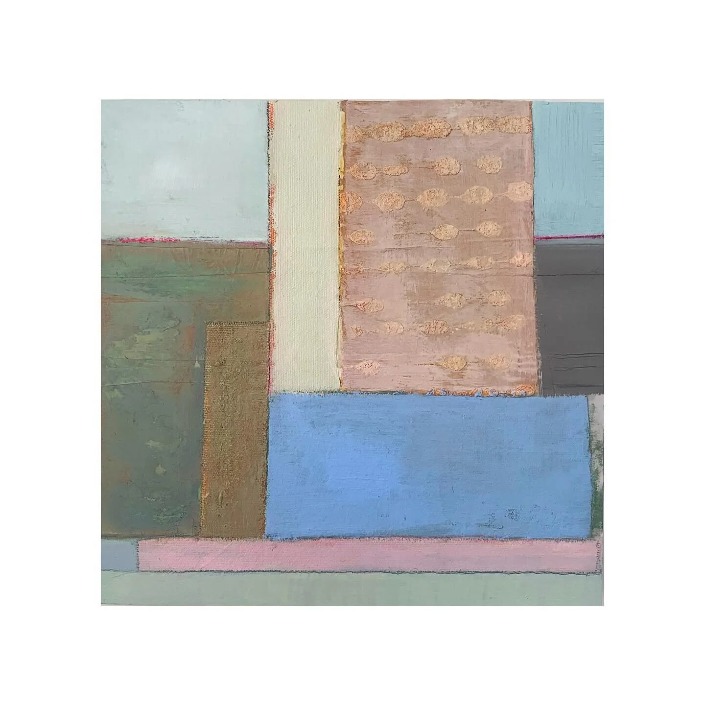 I&rsquo;ve been doing these small studies, exploring slight color differences and texture.  And then you notice how environment influences your work.  Thanks Valentine❤️. Happy Friday friends🩵. 
.
.
.
.
.
.
#abstractartist #dailyartpractice #process