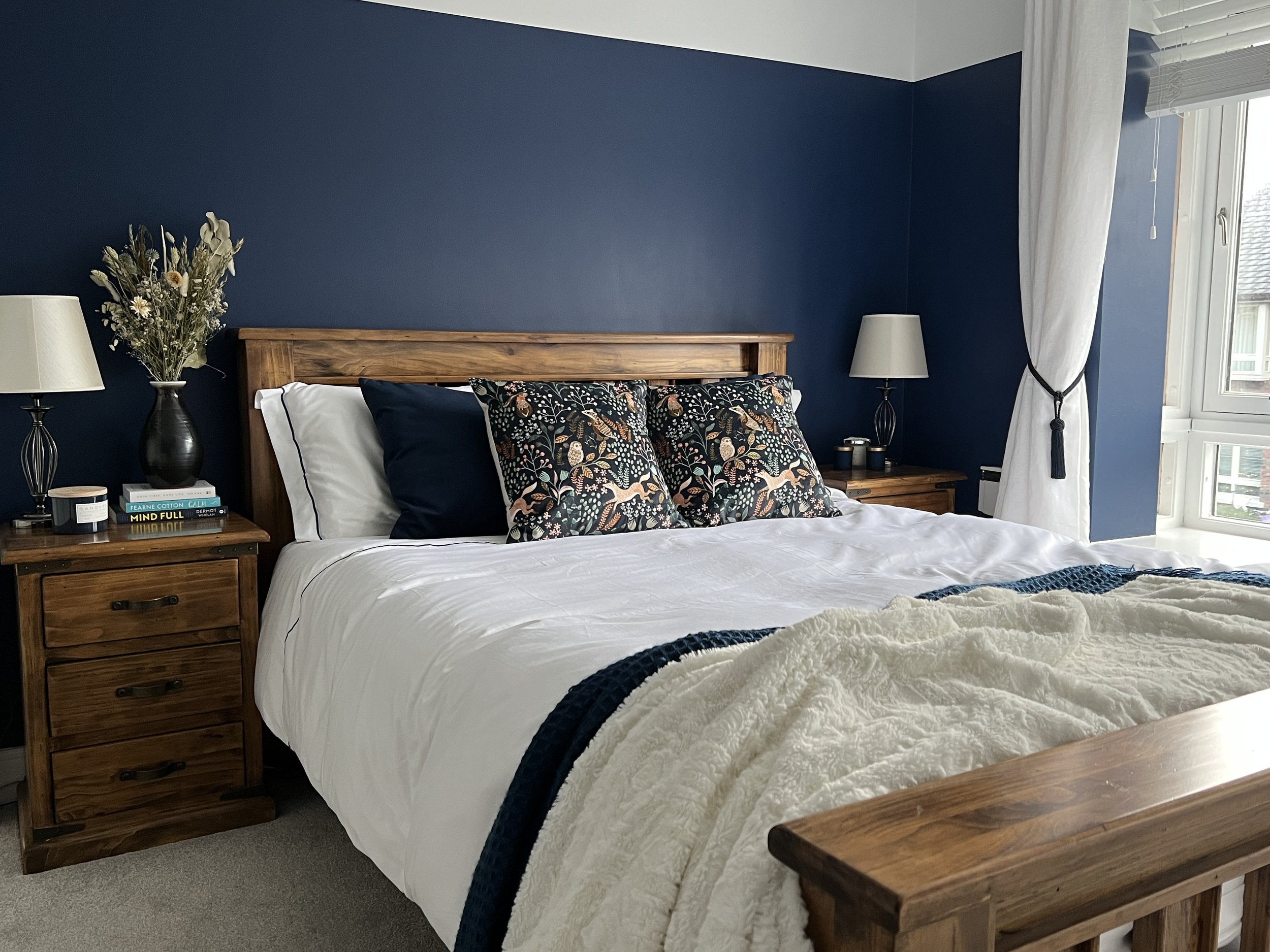 Navy Blue Master Bedroom Design with Grey Carpet 2
