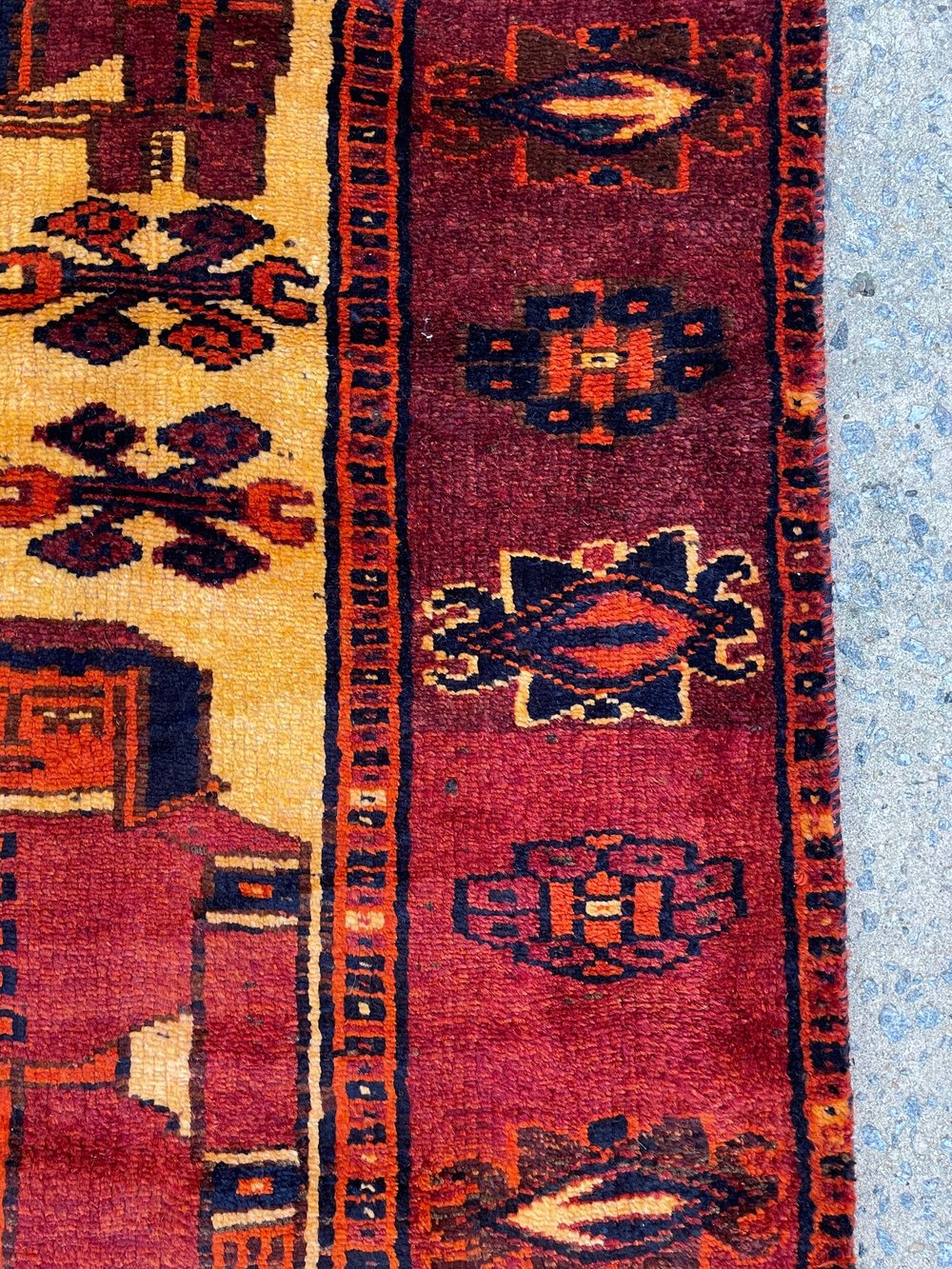 No. 675 Antique Qashqai — Highland Rugs