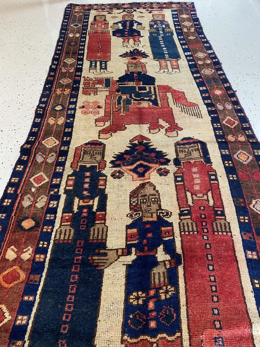 No. 712 Antique Qashqai — Highland Rugs