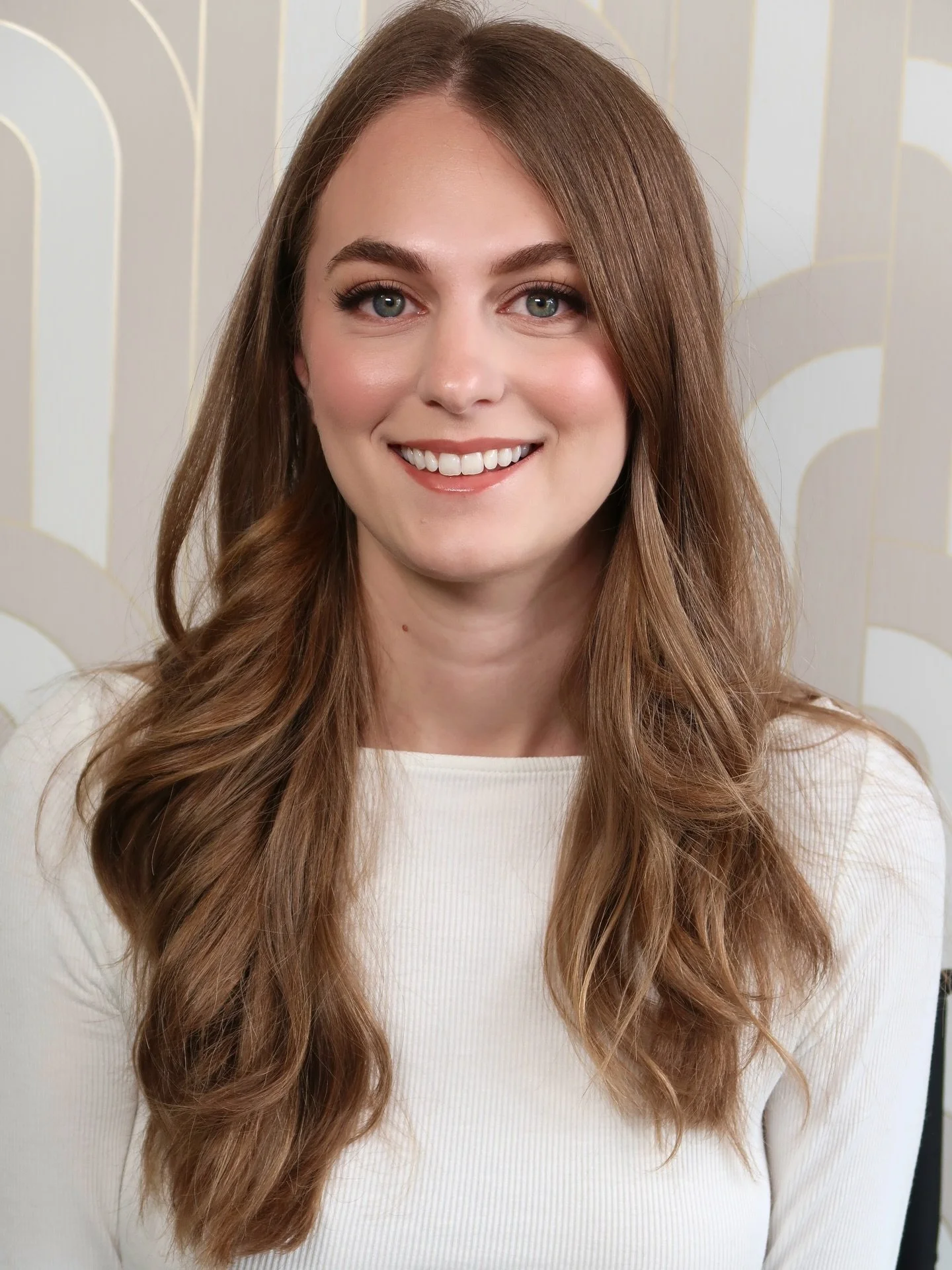 I had the privilege to teach a skin-focused makeup class today for @windycityglam 💖 so much fun!!! 

📸: @makeupby_veronica 

Chicago makeup artist
Chicago mua
Chicago bride