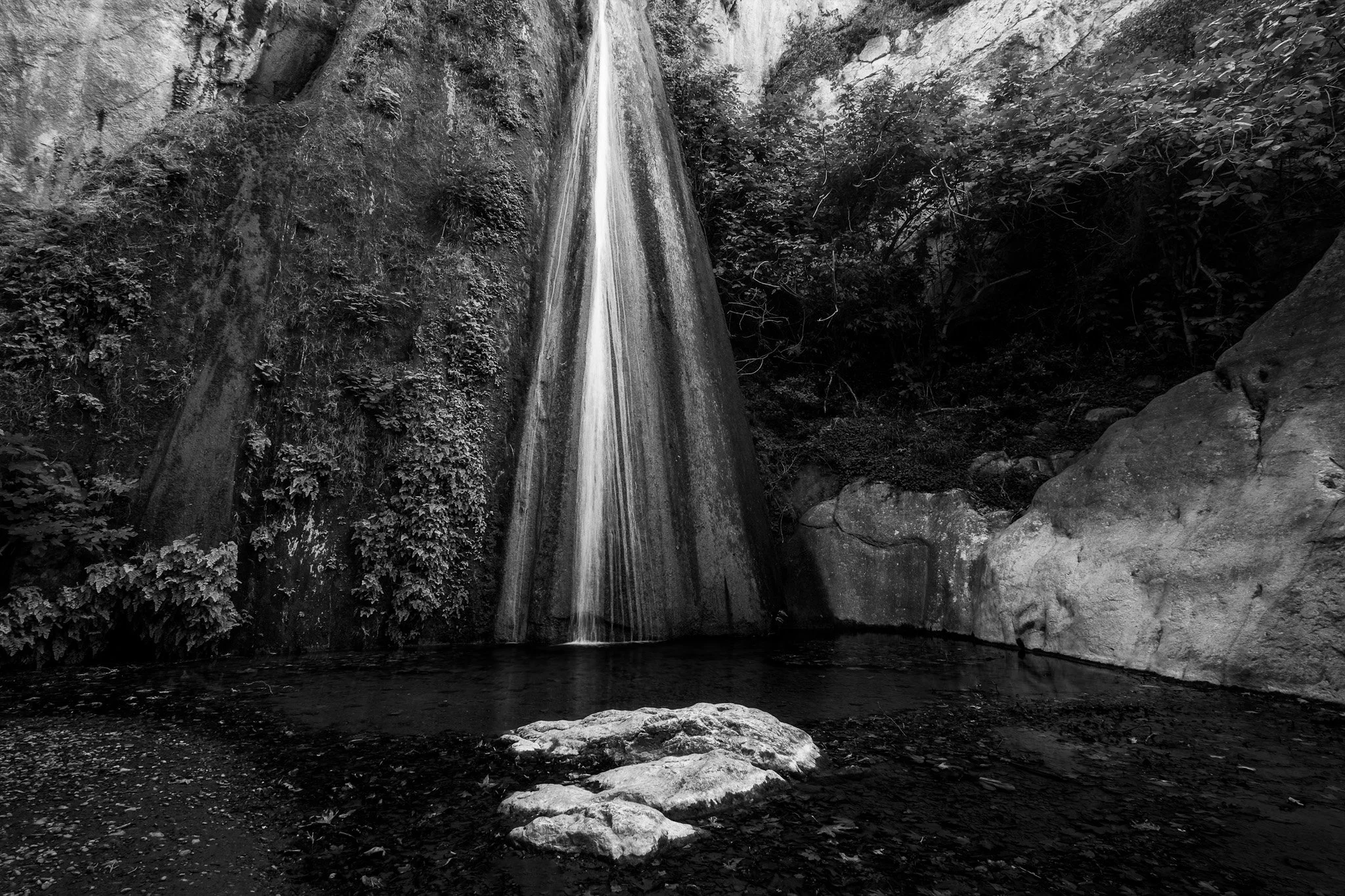 Petra Waterfall.jpg