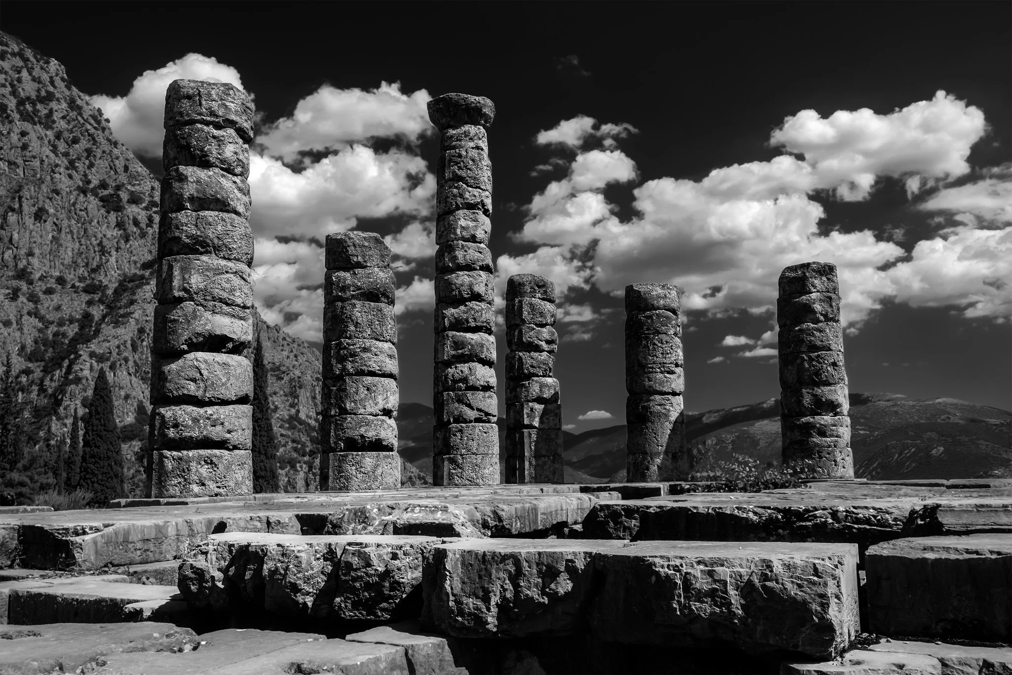 Delphi BNW.jpg