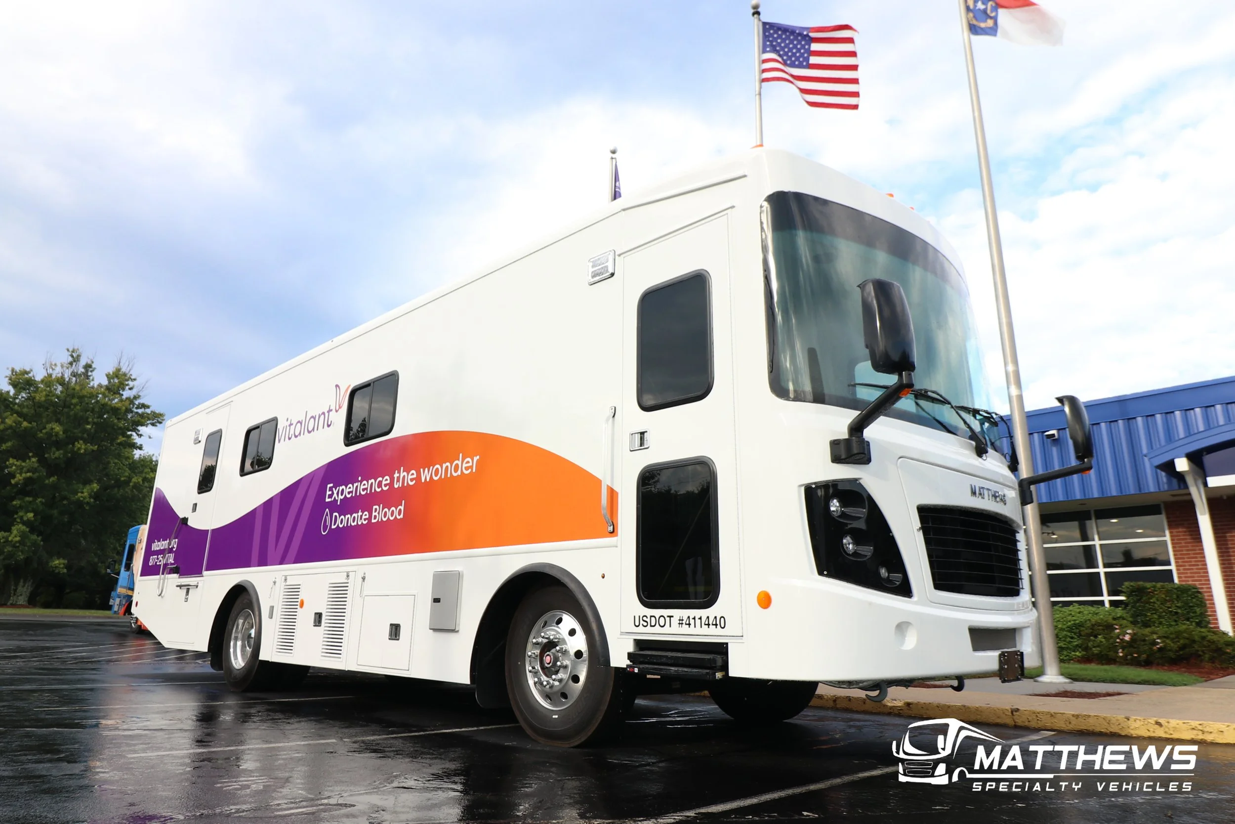 BloodCoachPics Matthews Specialty Vehicles bloodcoachpics-matthews-specialty-vehicles
