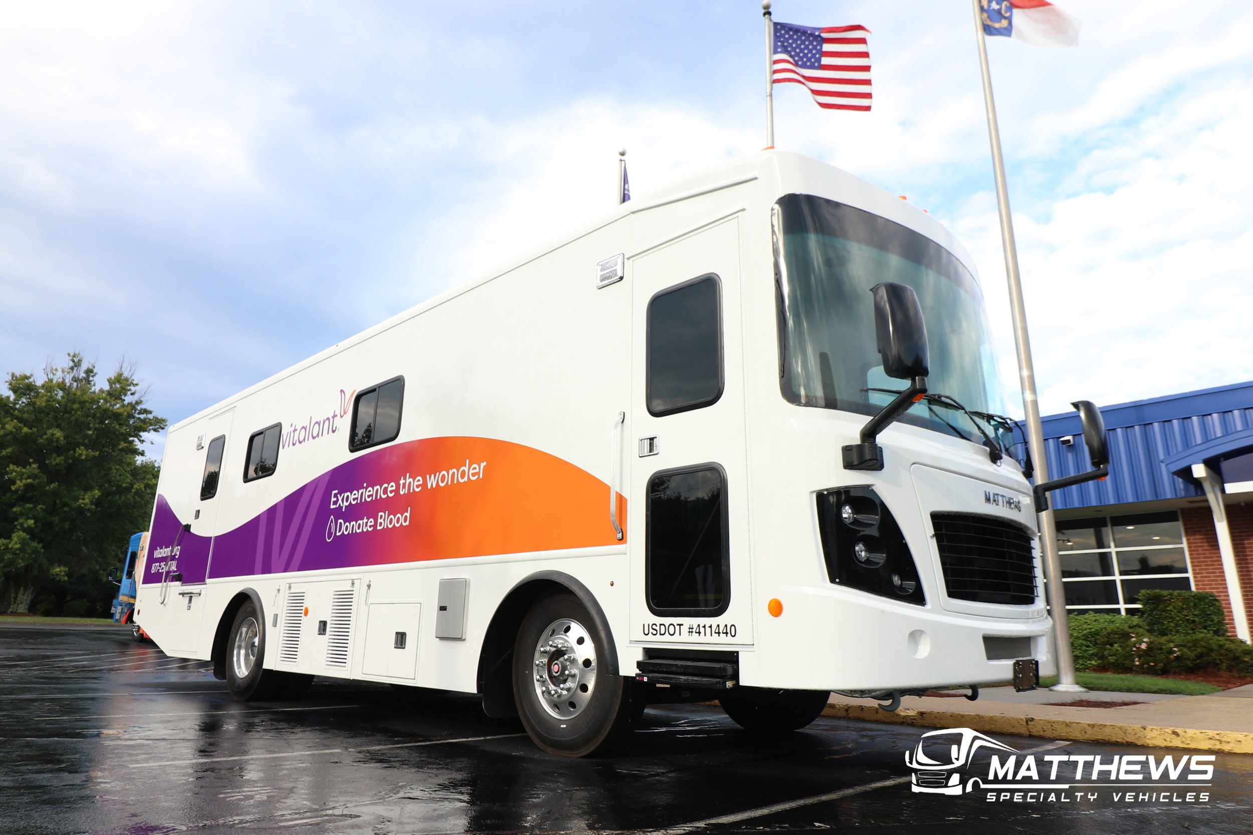 bloodcoachpics-matthews-specialty-vehicles