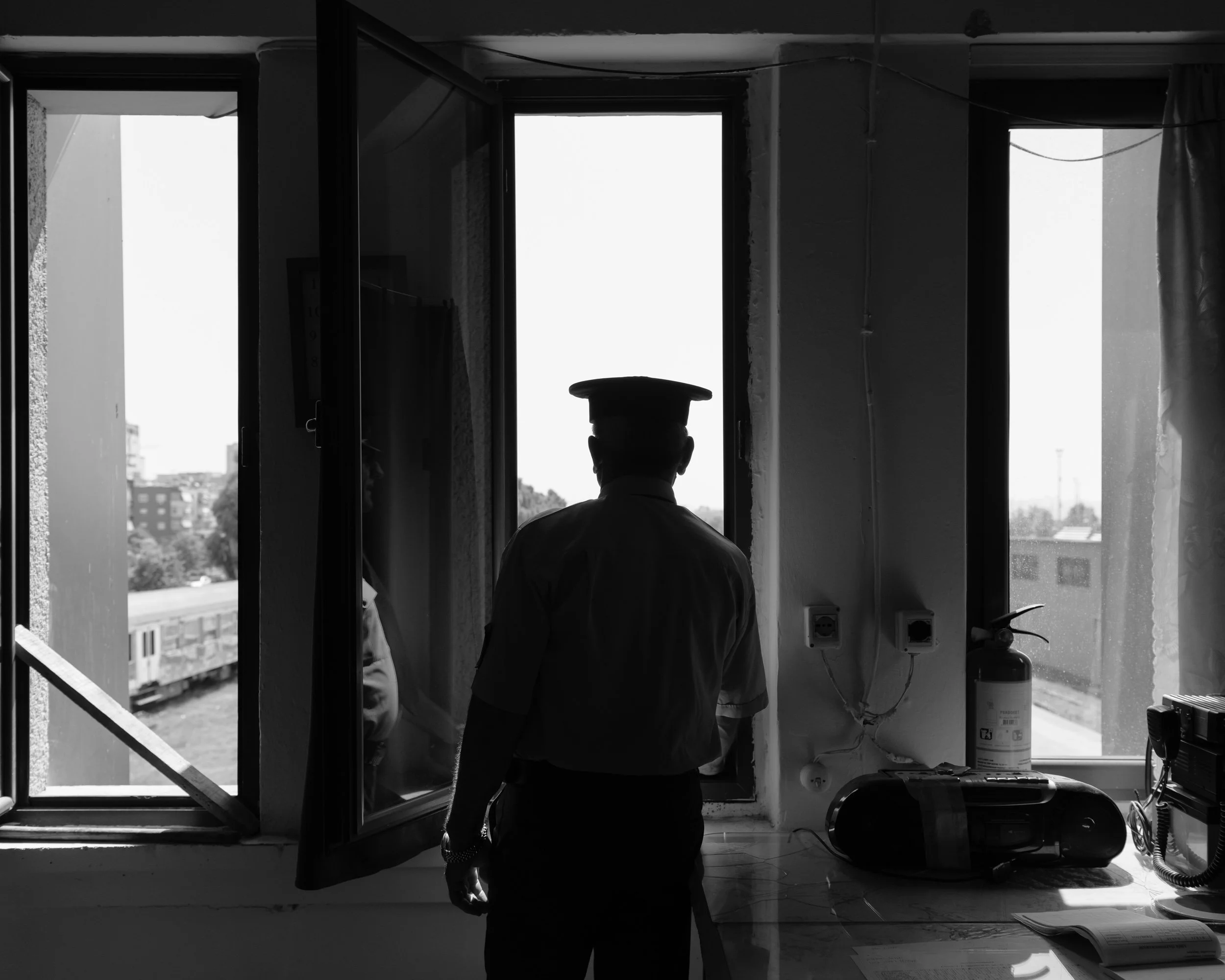 2022-06-24-Durres-Waiting for a train-91.jpg