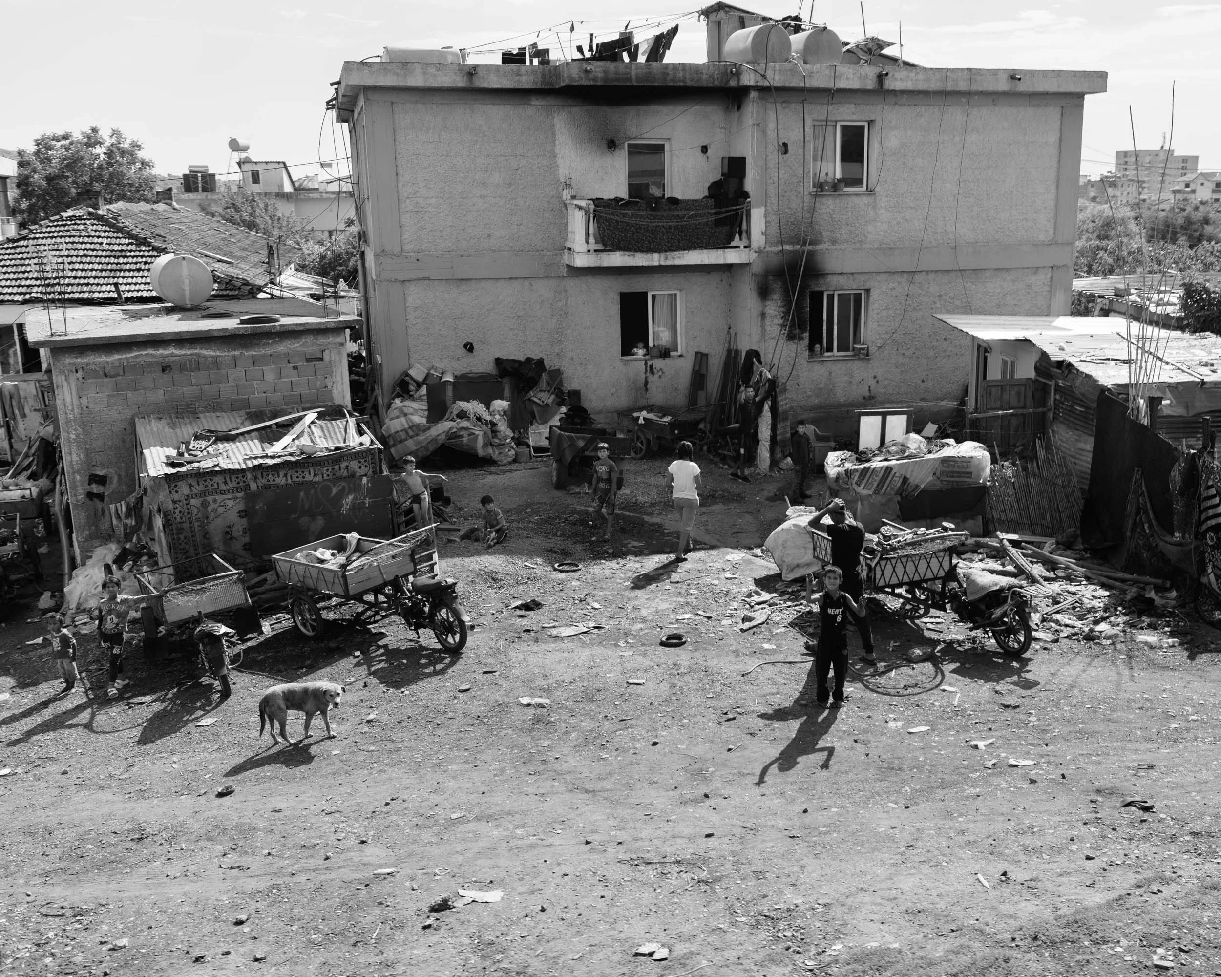2022-06-12-Durres-Elbasan 2-Waiting for a train-62.jpg