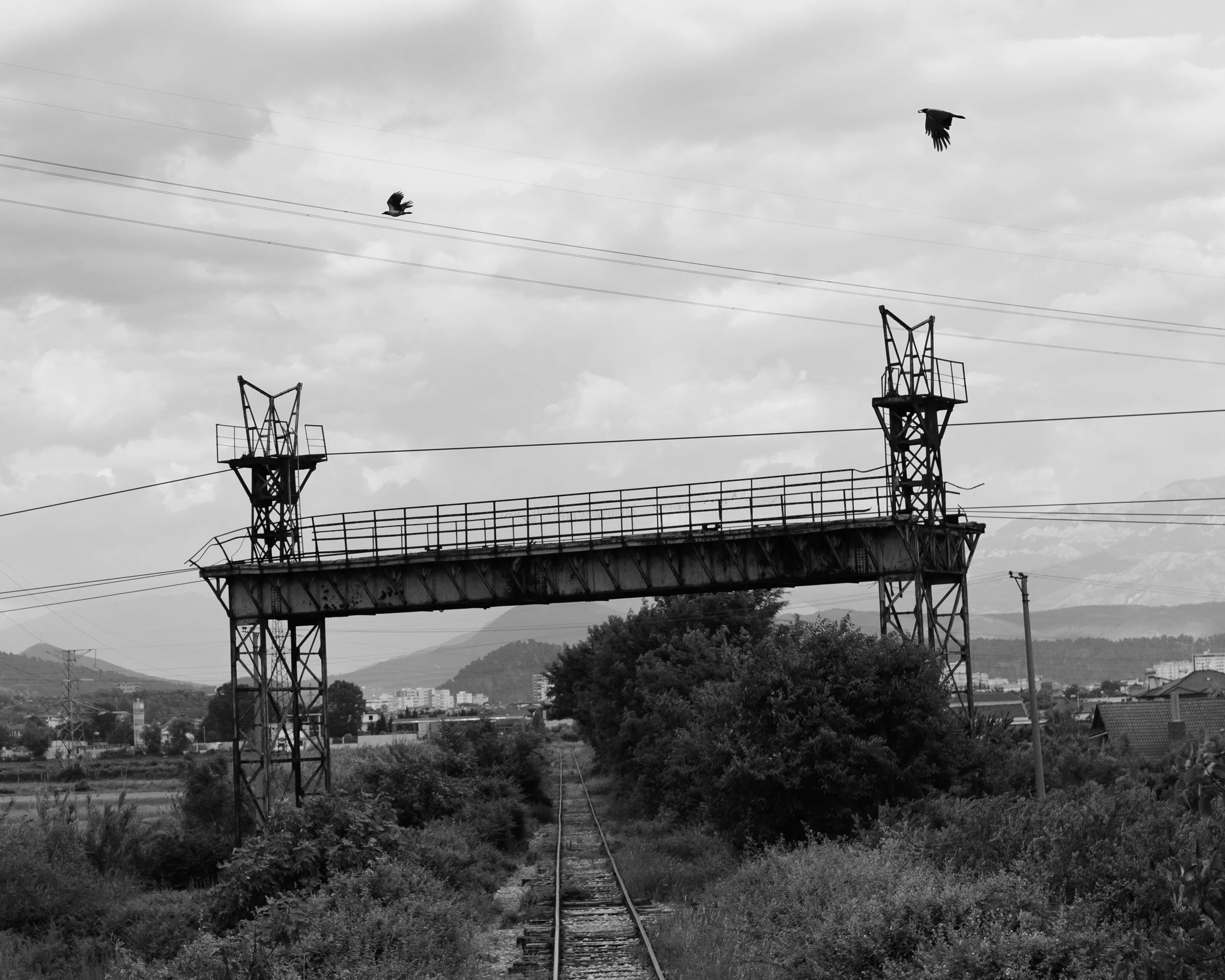 2022-06-12-Elbasan-Waiting for a train-57.jpg