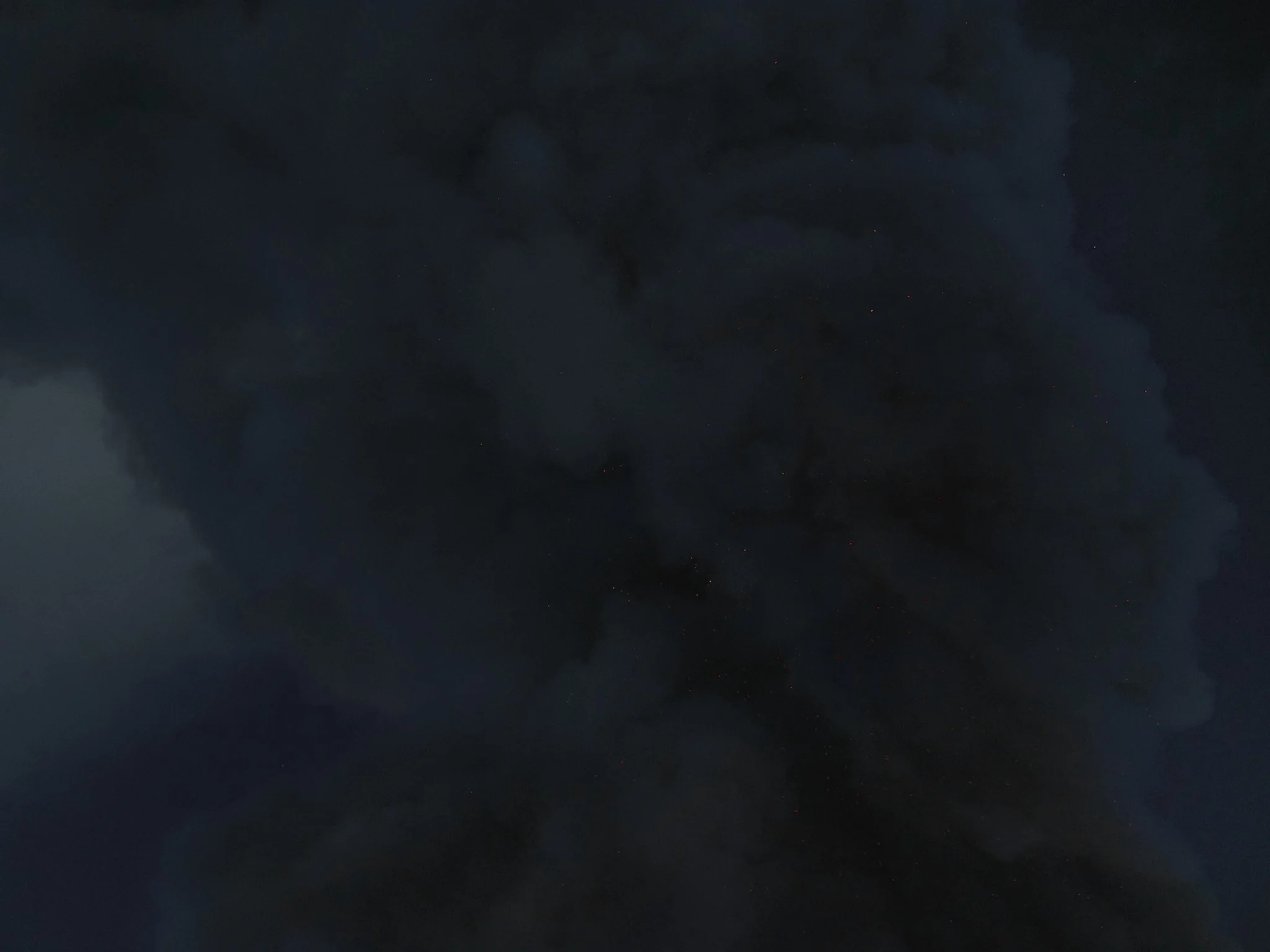 26-01-08-Tirane-Zjarri-Uzina Dinamo 35.jpg