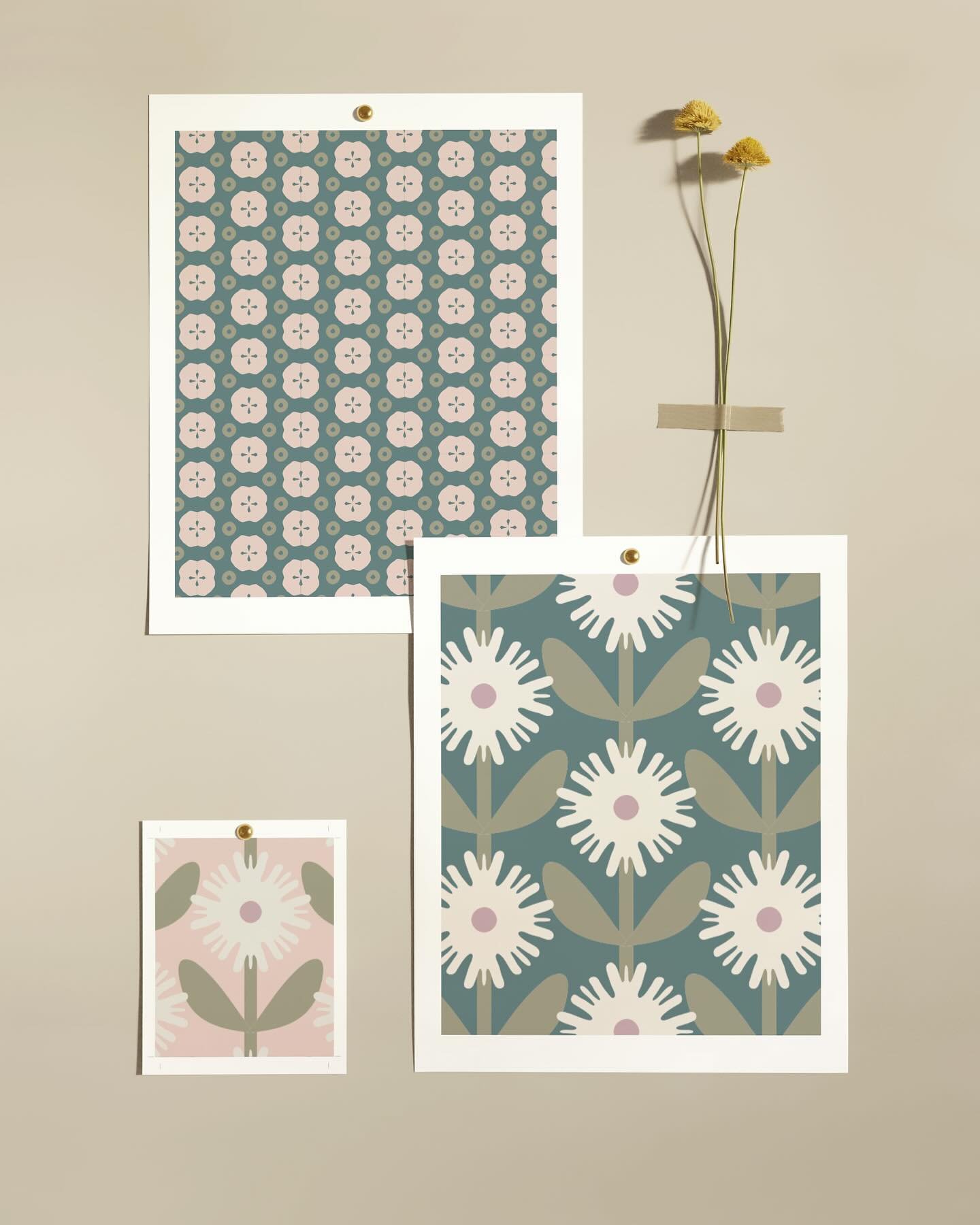 Moodboard &hellip;letting colors and flowers guide the first steps of a new idea. 🎨🌸🧵

#surfacepattern #creativejourney #moodboardinspo #patterndesign #surfacepatterndesigner